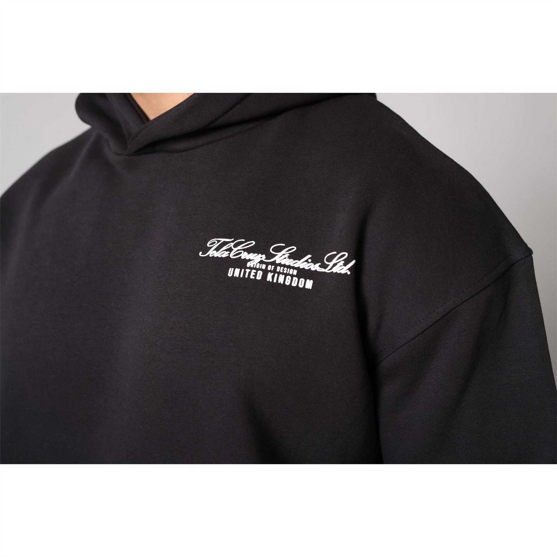 Tela Cruz Studio Overhead Hoodie
