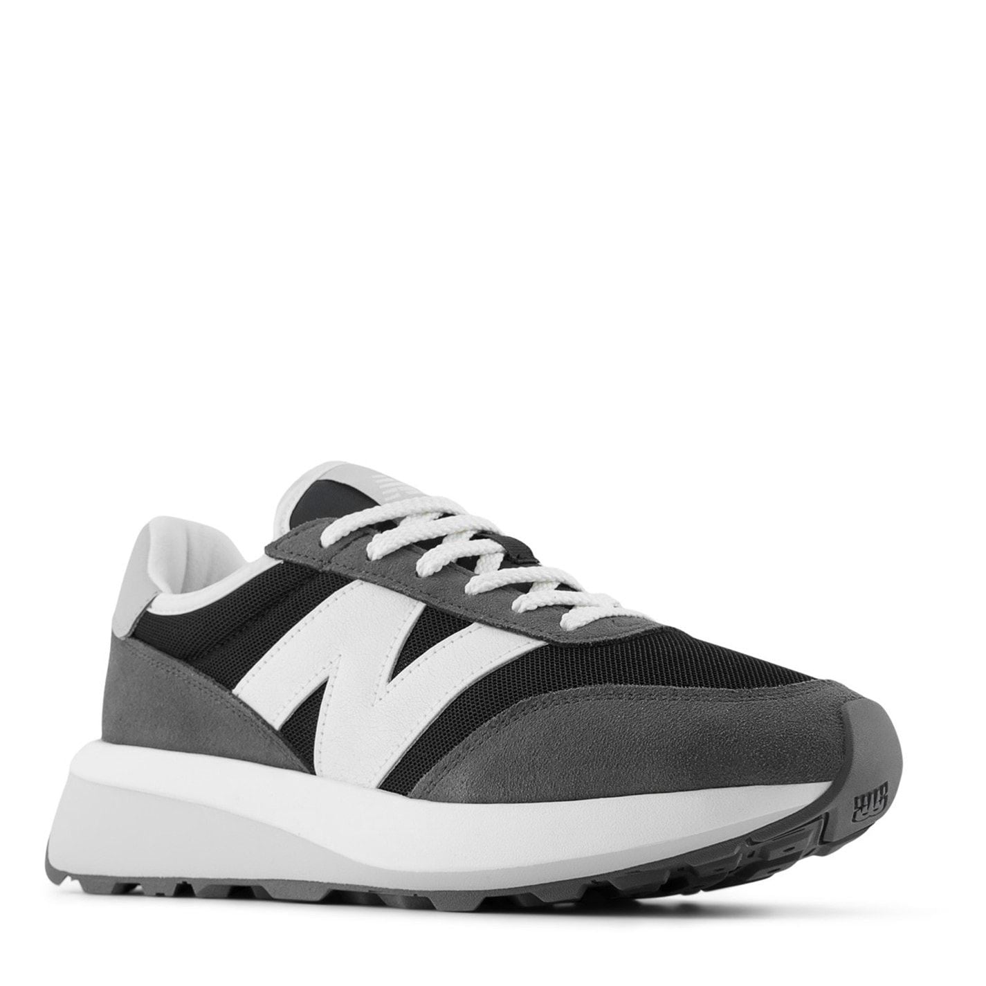 New Balance Low Top Round Toe Flat Heel Sneakers