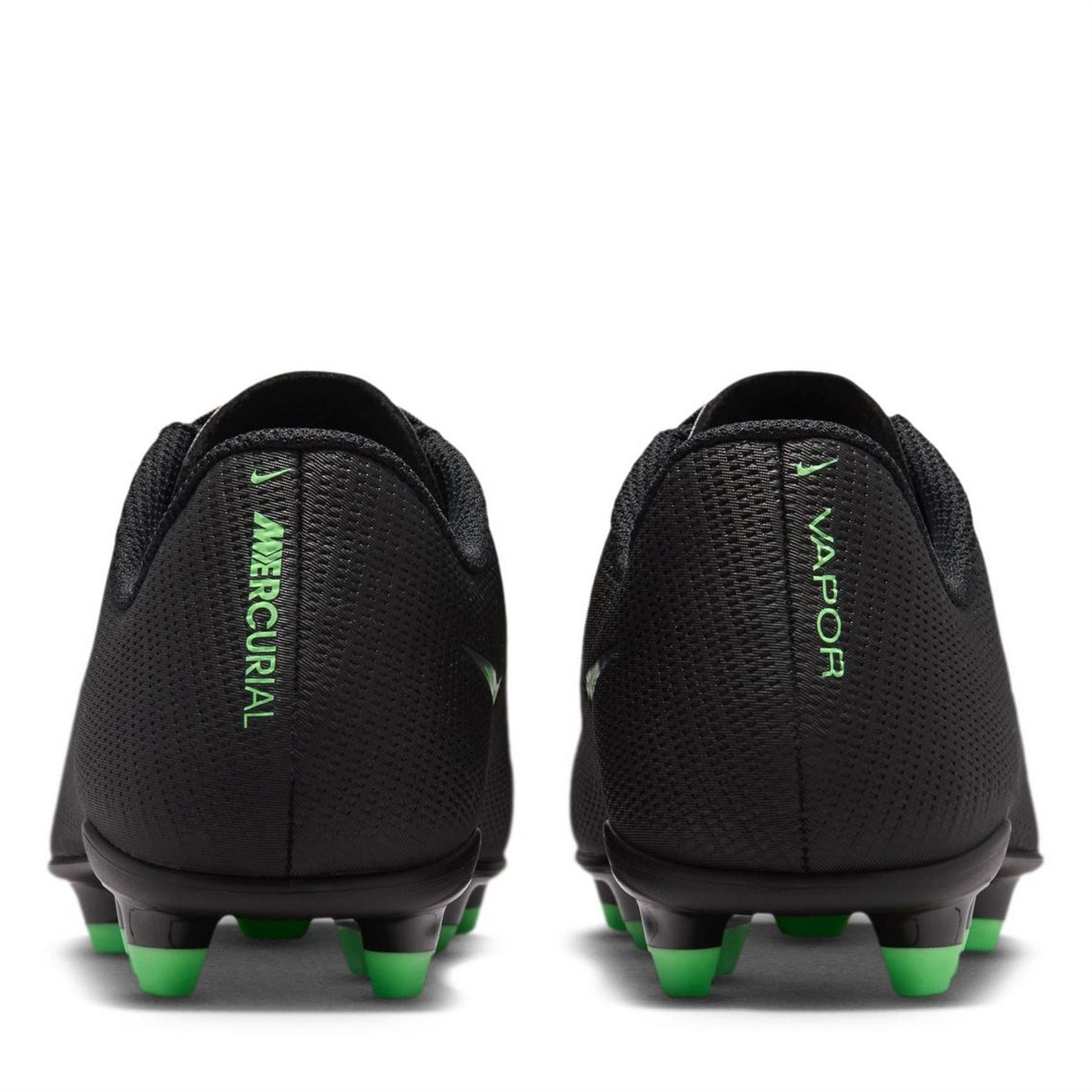 Nike Kids Vapor 17 Club Firm Ground Football Boots