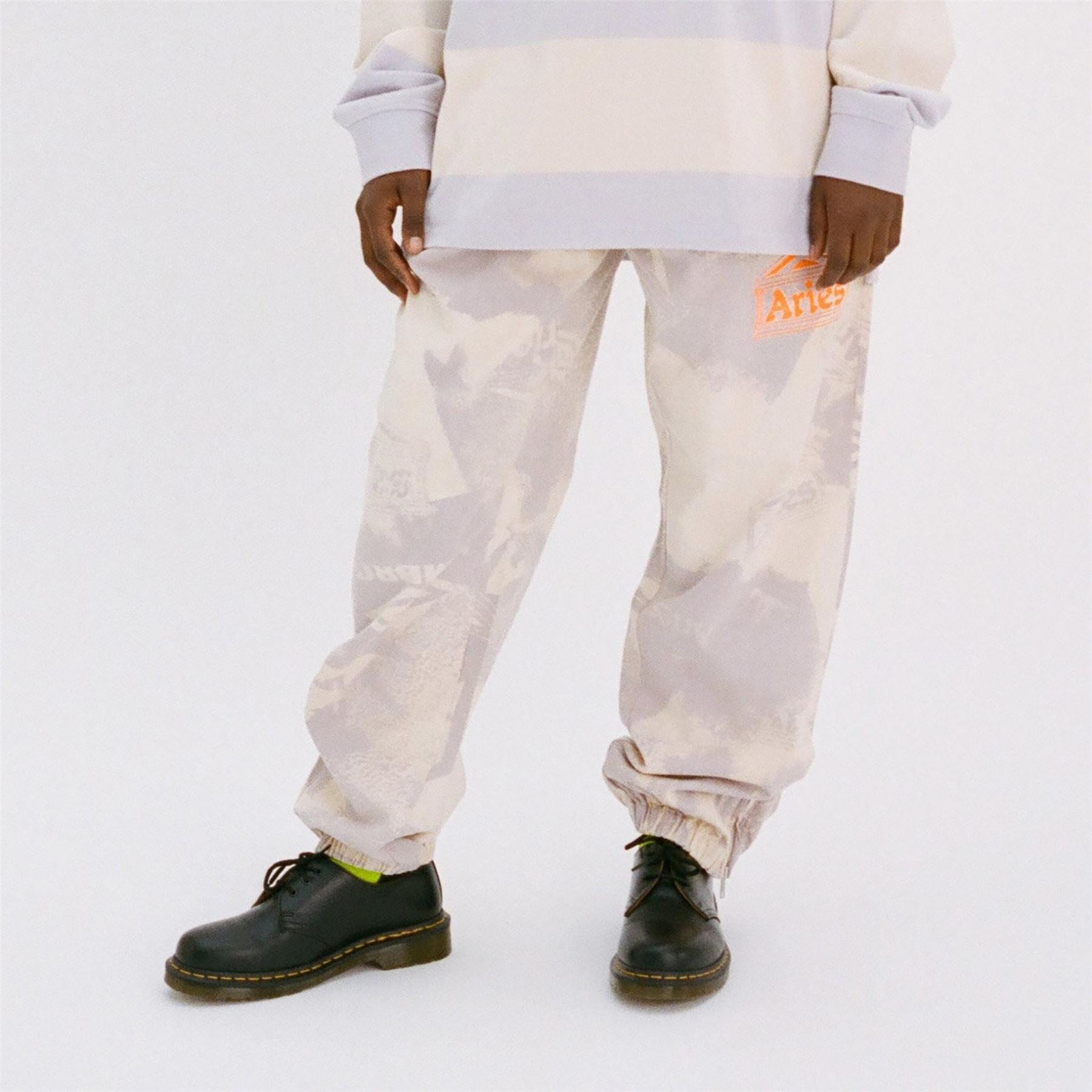 Umbro Aries Closed Hem Woven Tracksuit Joggers