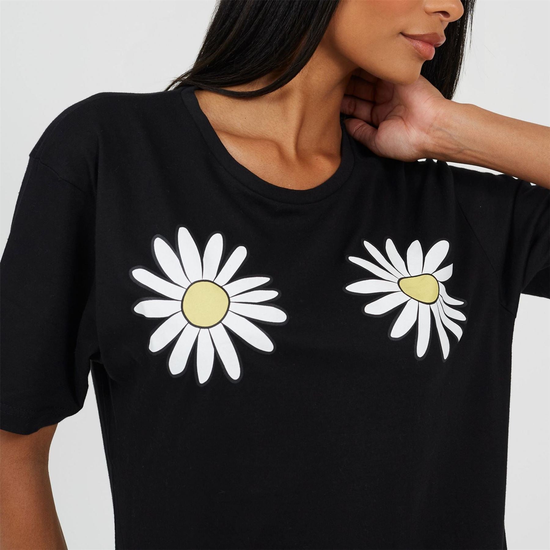 Brave Soul Womens Nightdress With Daisy Chest Print