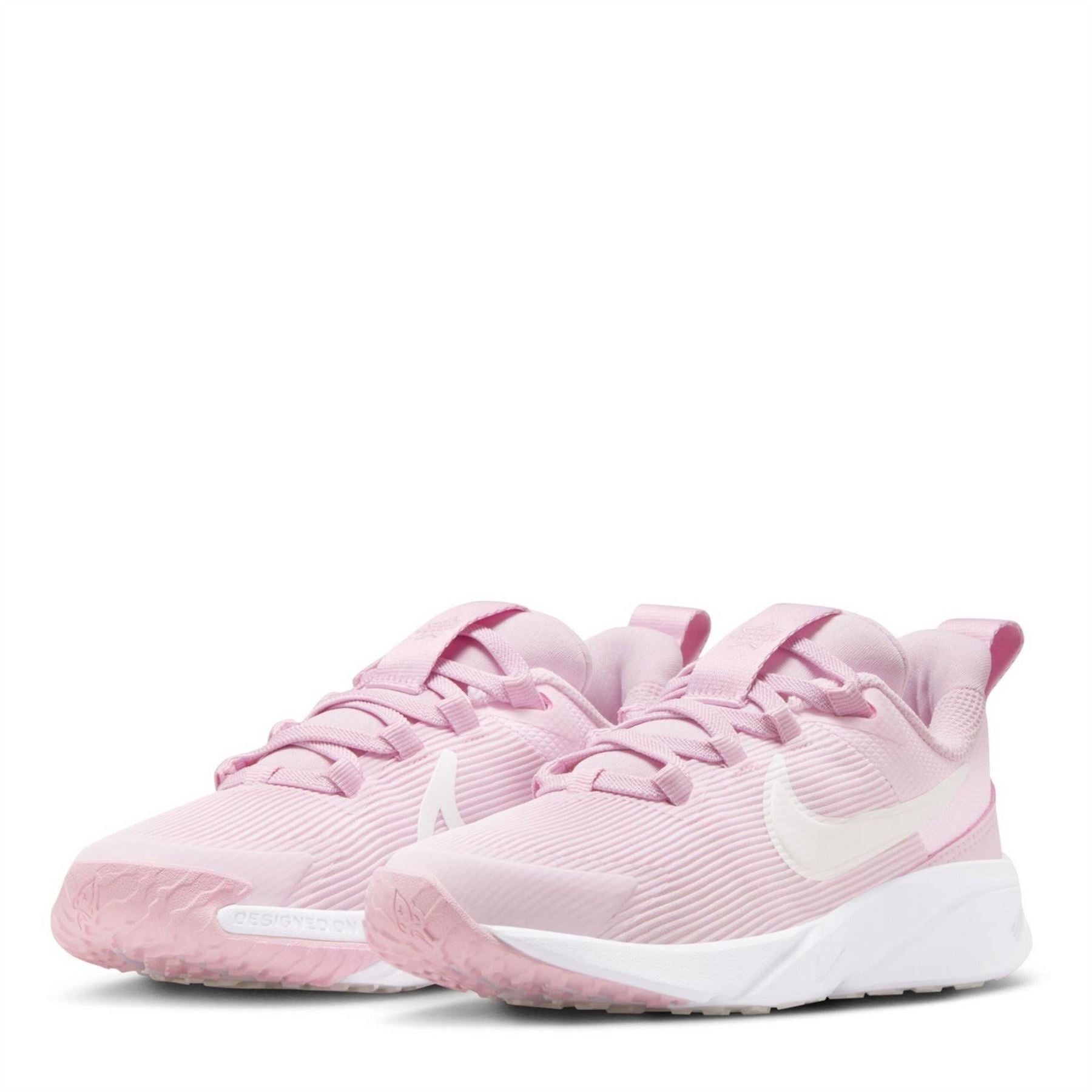 Nike Star Runner 4 Kids Low Top Running Sneakers