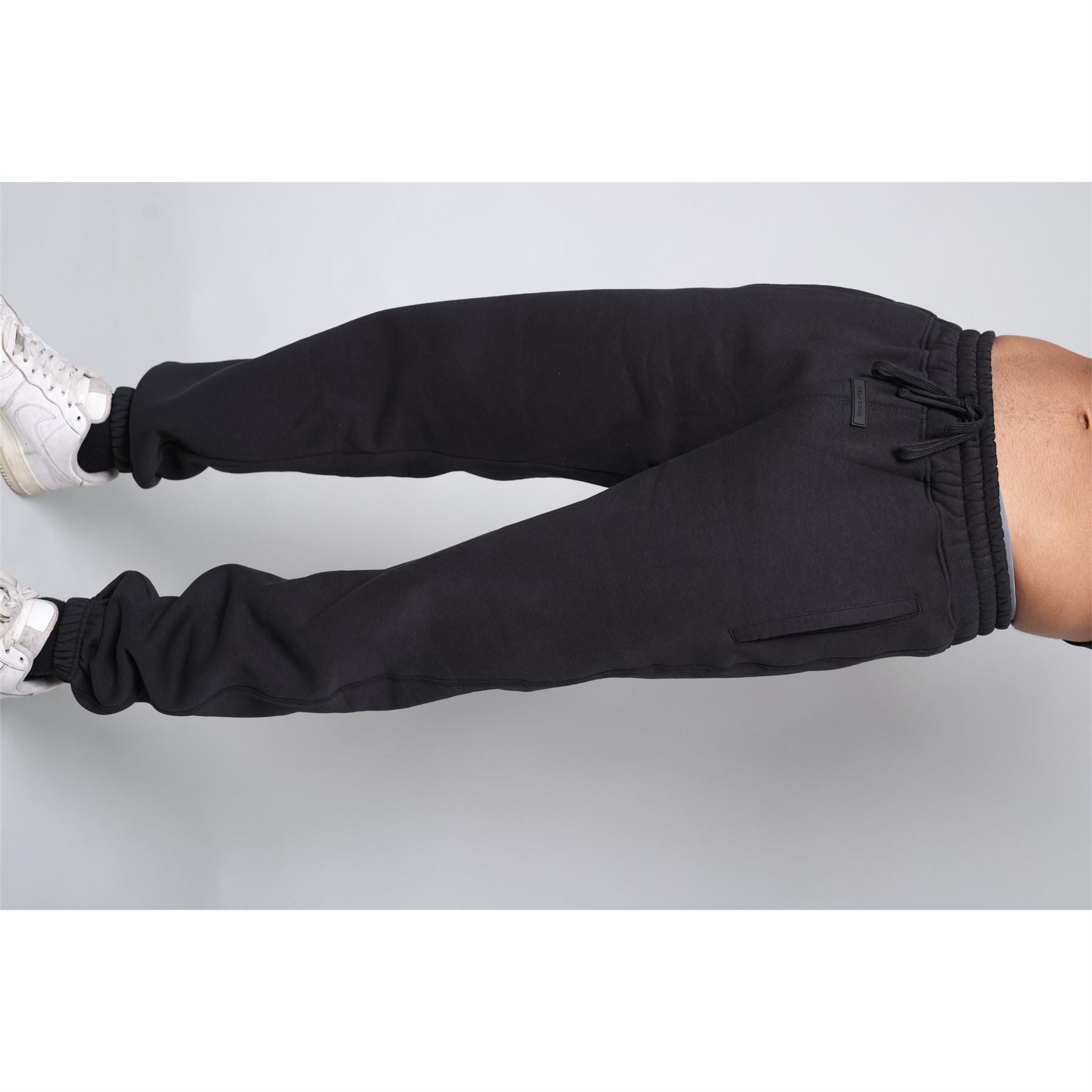 Tela Cruz Studio Cuffed Closed Hem Fleece Jogging Bottom