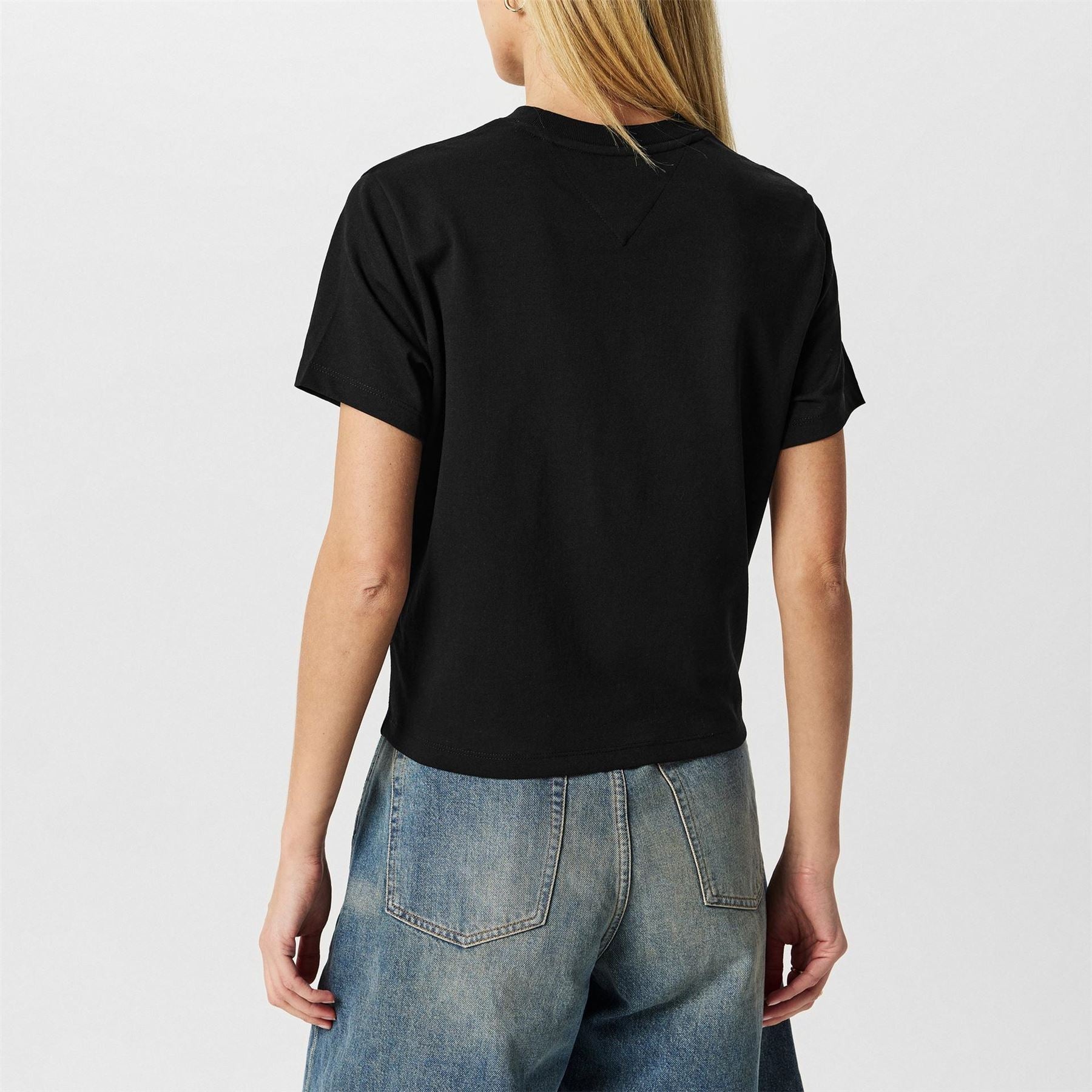 Tommy Jeans Badge T-Shirt