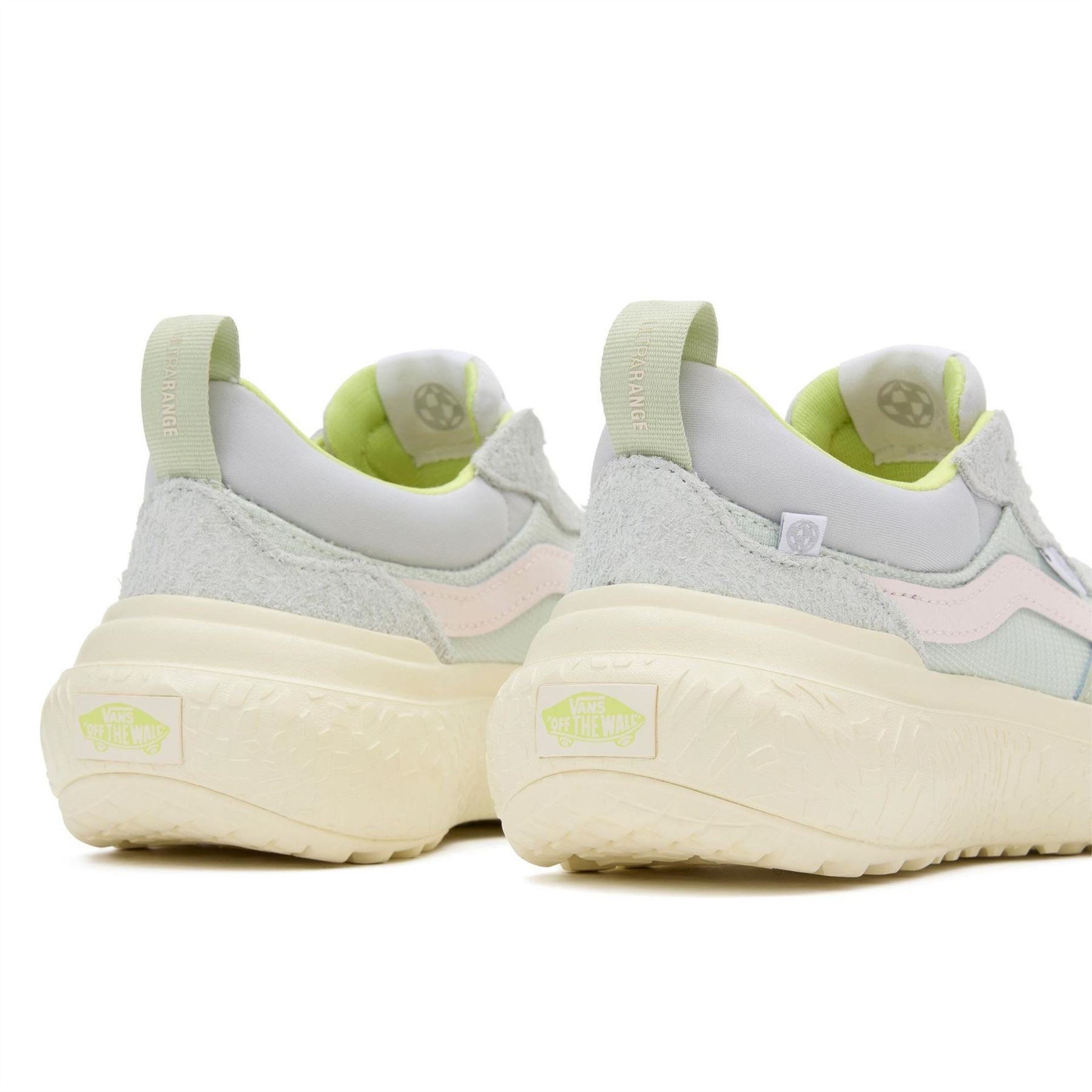 Vans Ultrarange Neo VR3 Low Top Sneakers