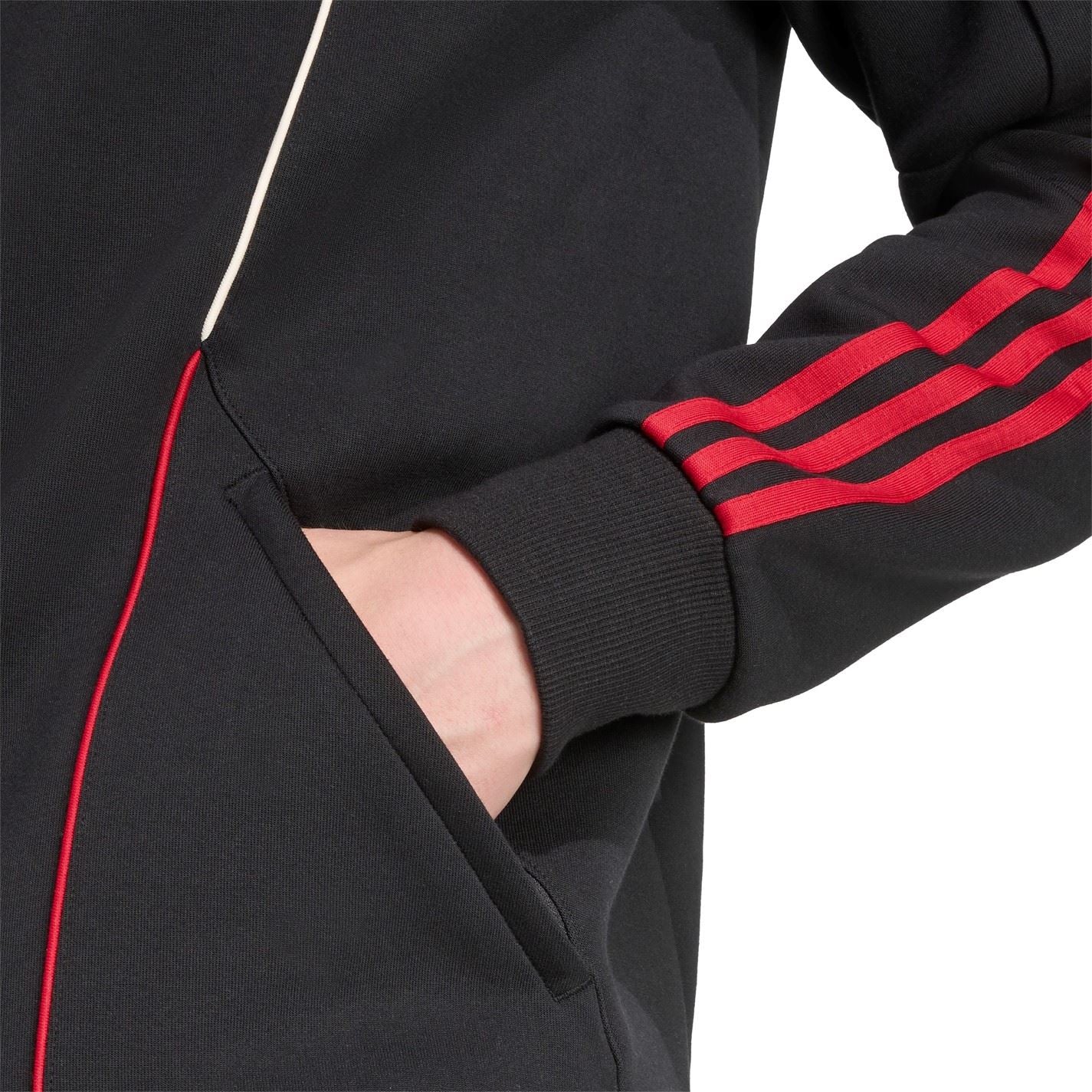 adidas Manchester United Training Top 2022 2023 Juniors