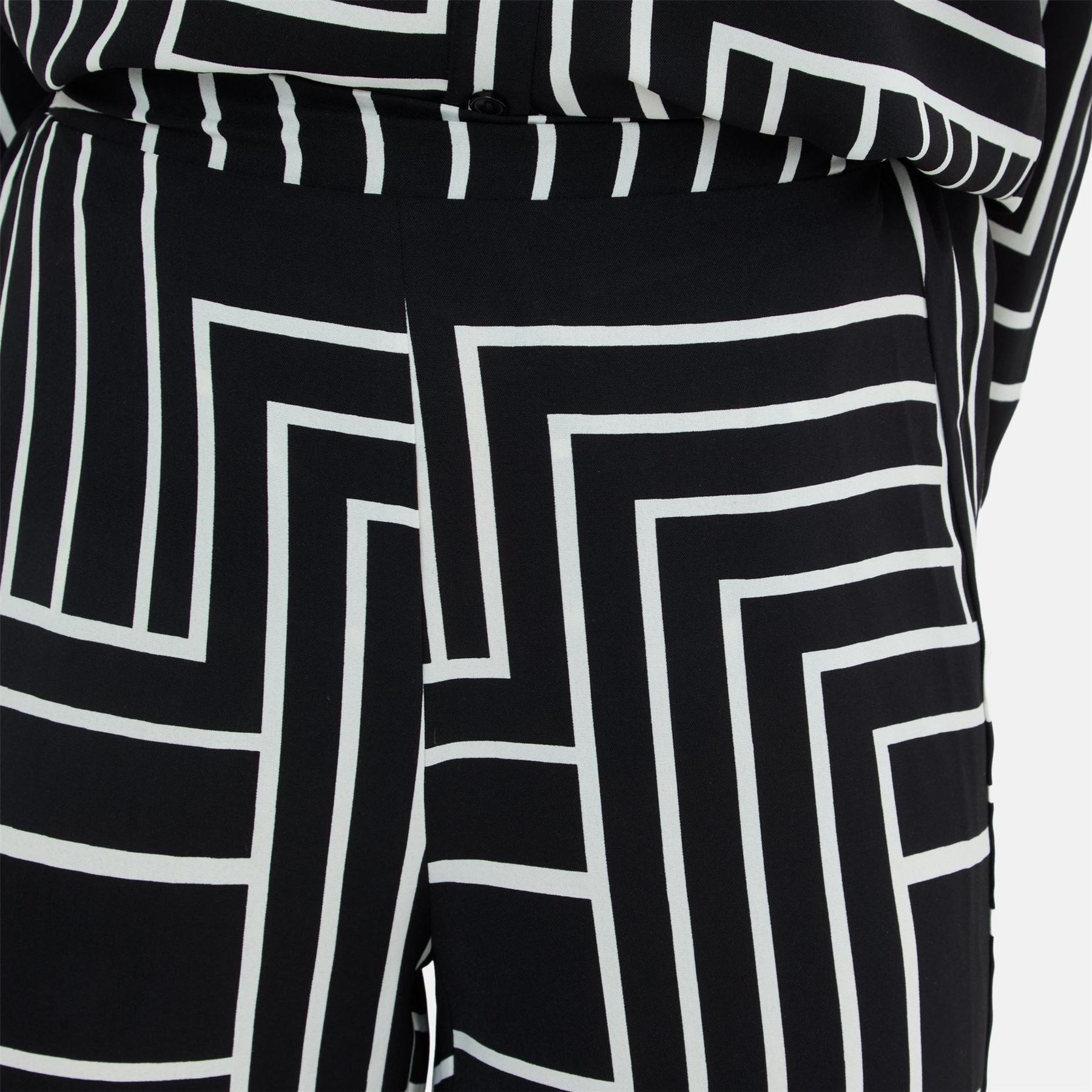 I Saw It First Wide Leg Crepe Trouser