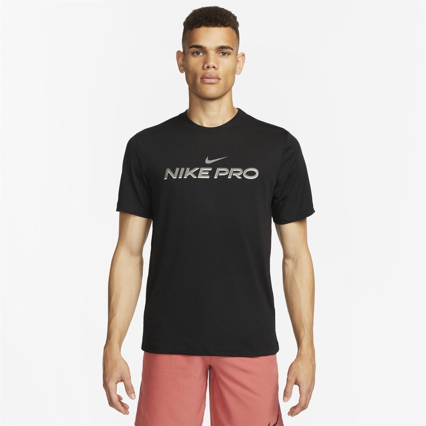 Nike Regular Fit Crew Neck Short Sleeve T-Shirt