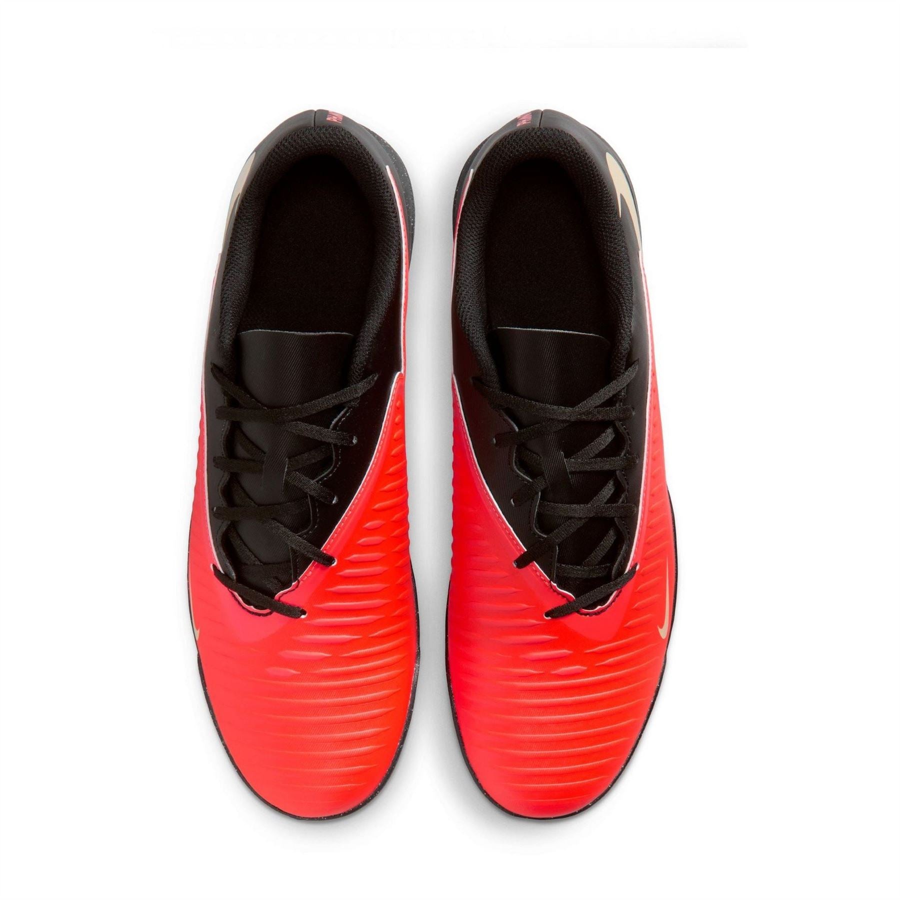 Nike Phantom 6 Low Club Adults Astro Turf Football Boots
