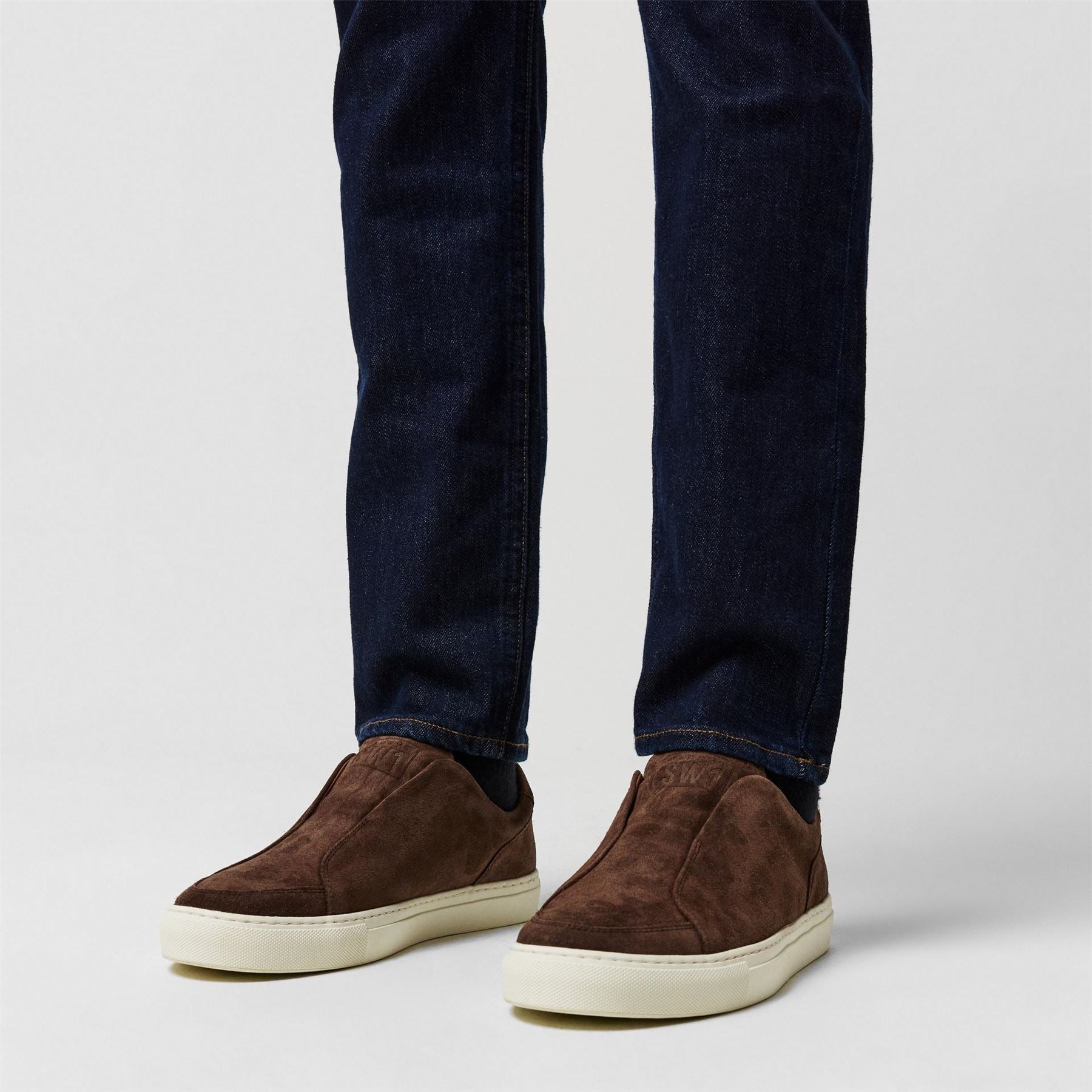 Harrys of London Mount Suede Trainers