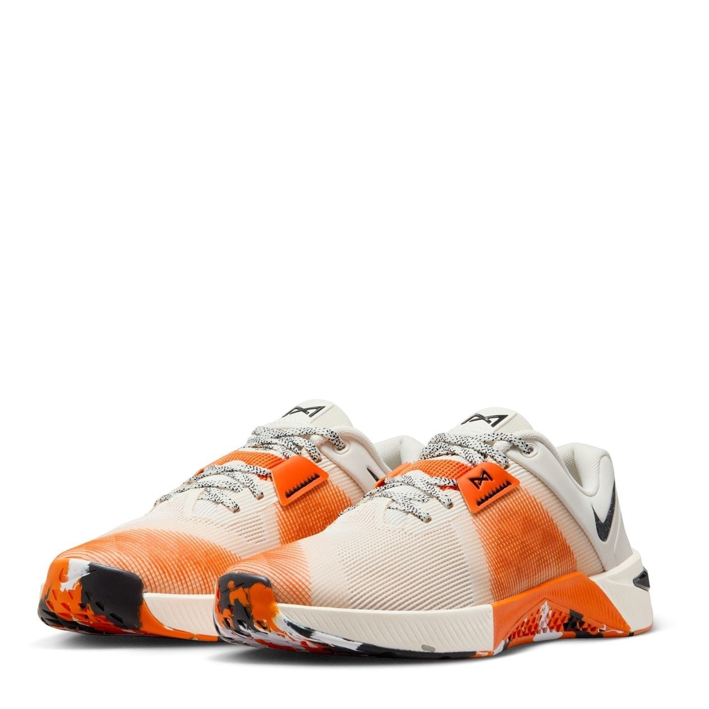 Nike Metcon 10 Gradient Print Low Top Sneakers