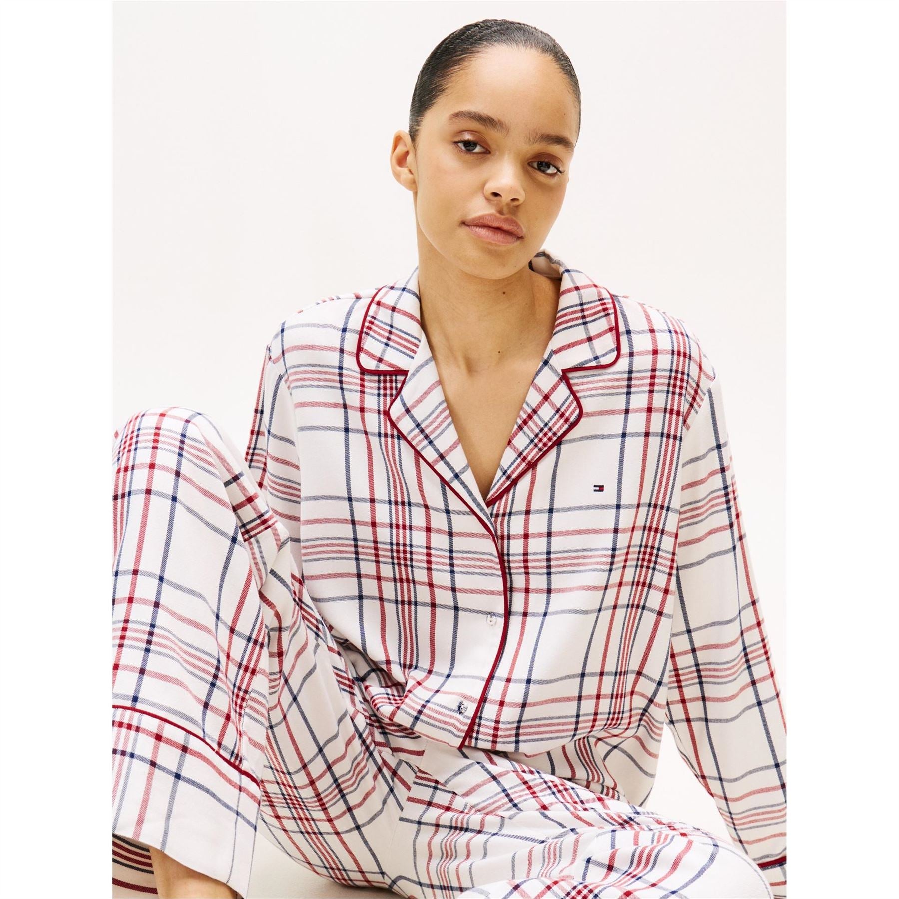 Tommy Hilfiger Collared Neck Long Sleeve Pyjama Set