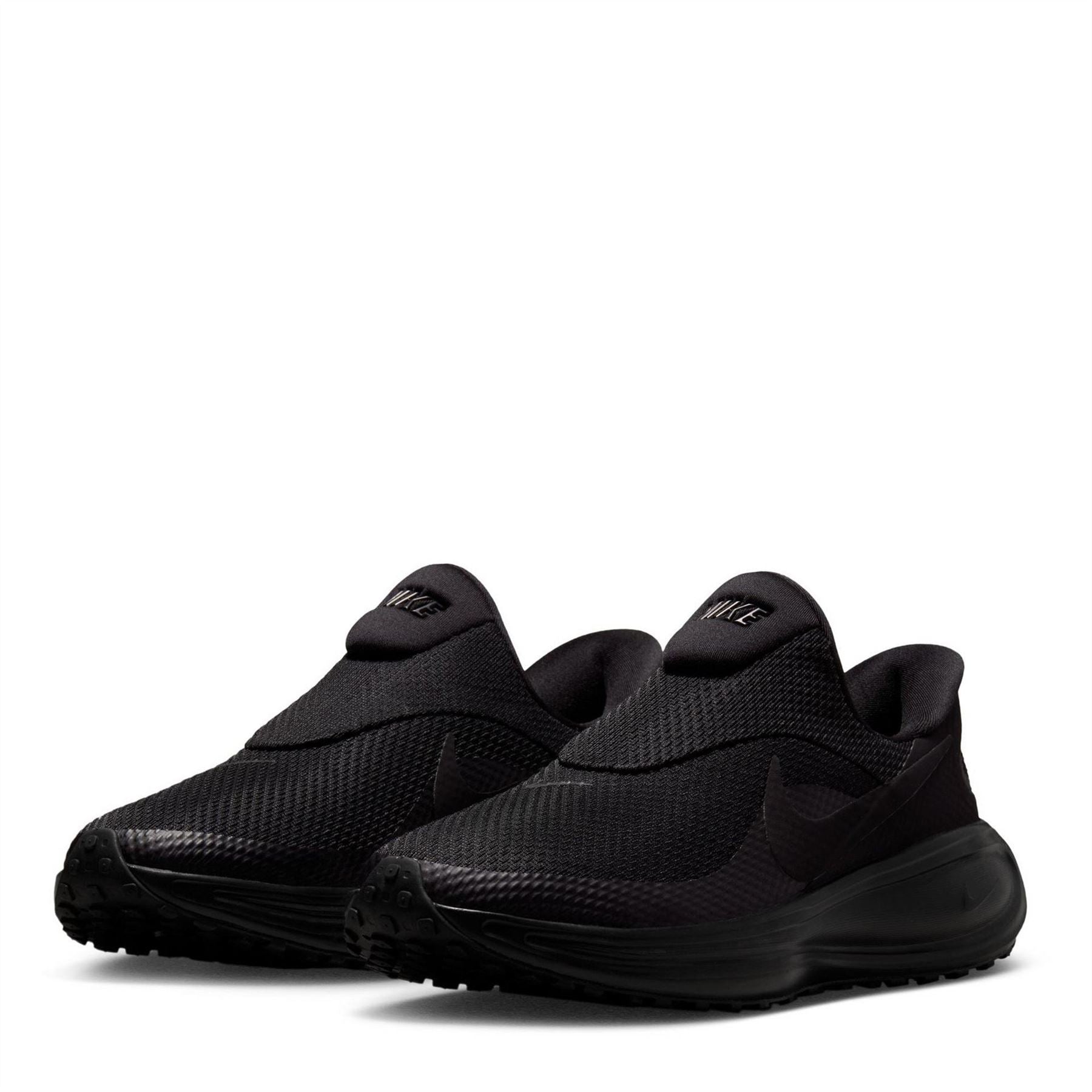 Nike Rev 8 Easyon Slip-Ins Sneakers