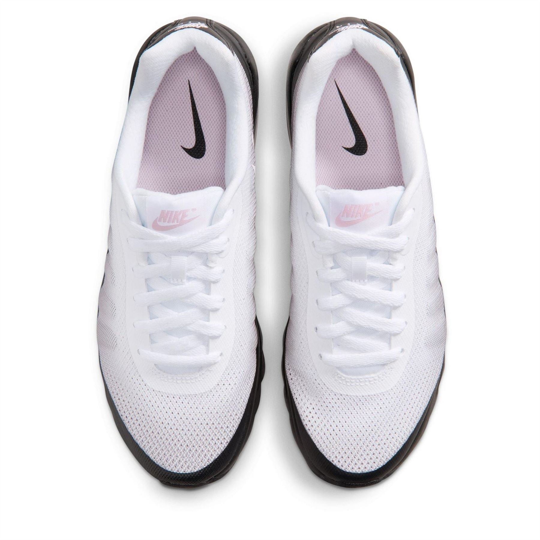 Nike Womens Max Invigor Shoe Runners