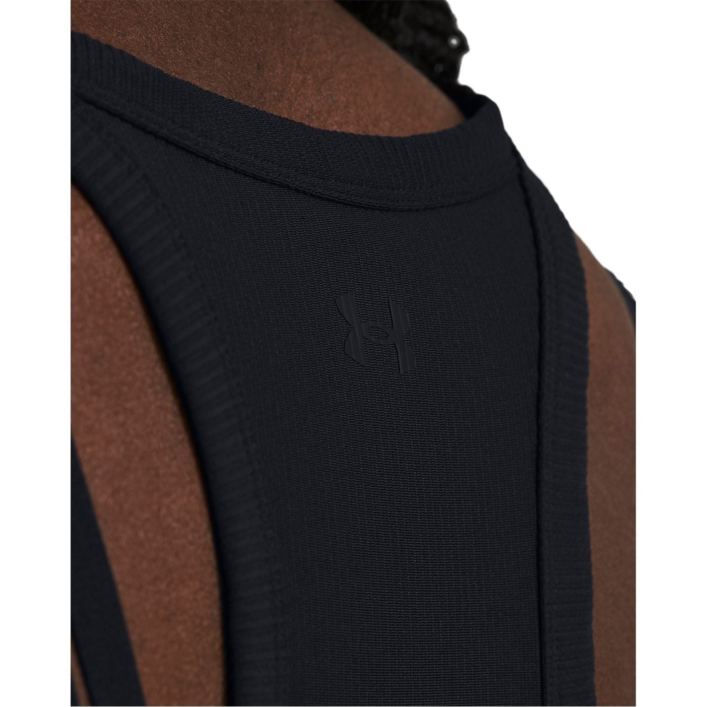 Under Armour Merdn Crew Neck Cropped Slim Fit Tank