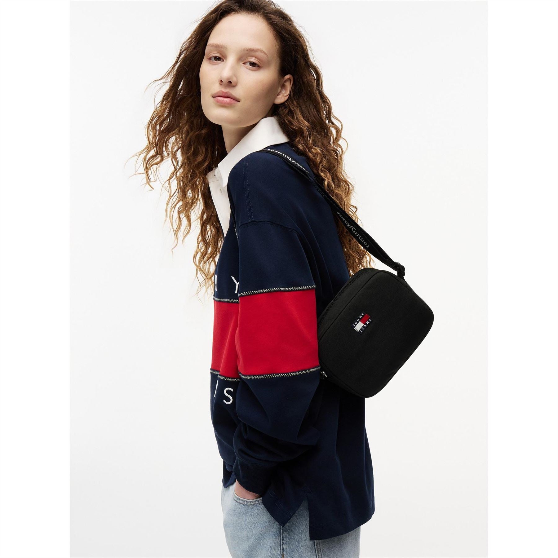 Tommy Jeans Ess Daily Cross Logo Crossbodyody Bag