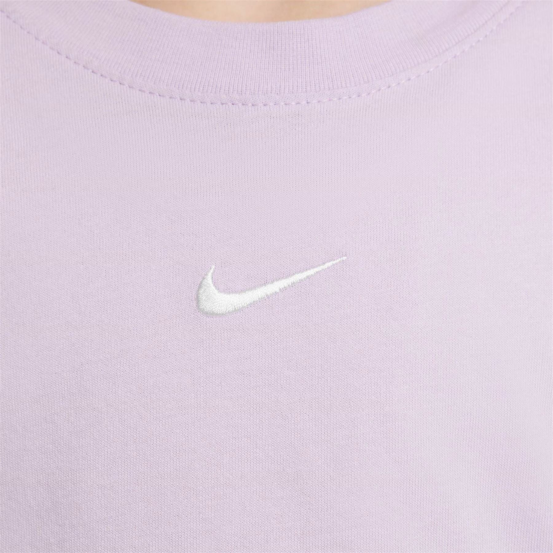Nike Sportswear Big Kids (girls) T-Shirt