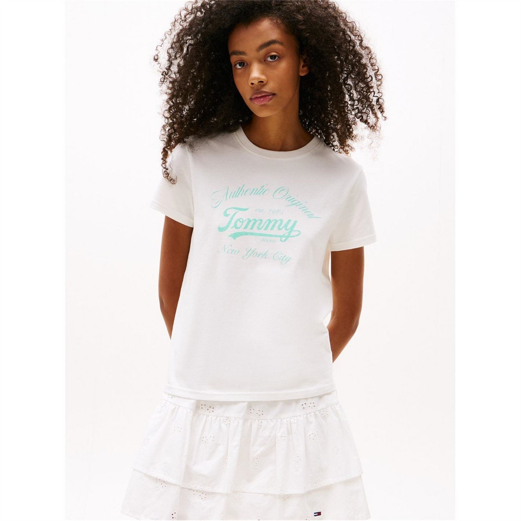 Tommy Jeans Logo Tee