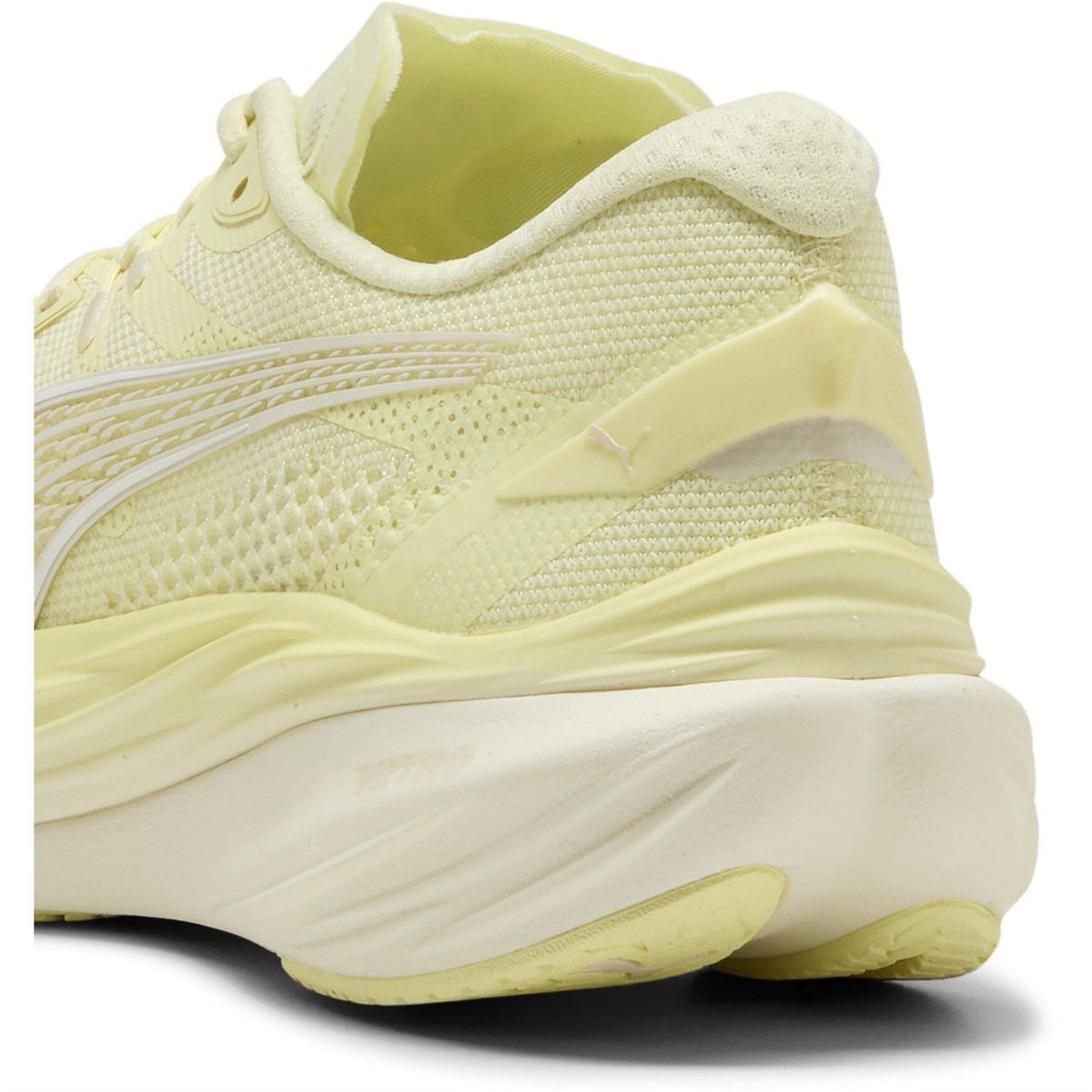 Puma Womens Deviate Nitro 3 Fade Wns Road Running Shoes