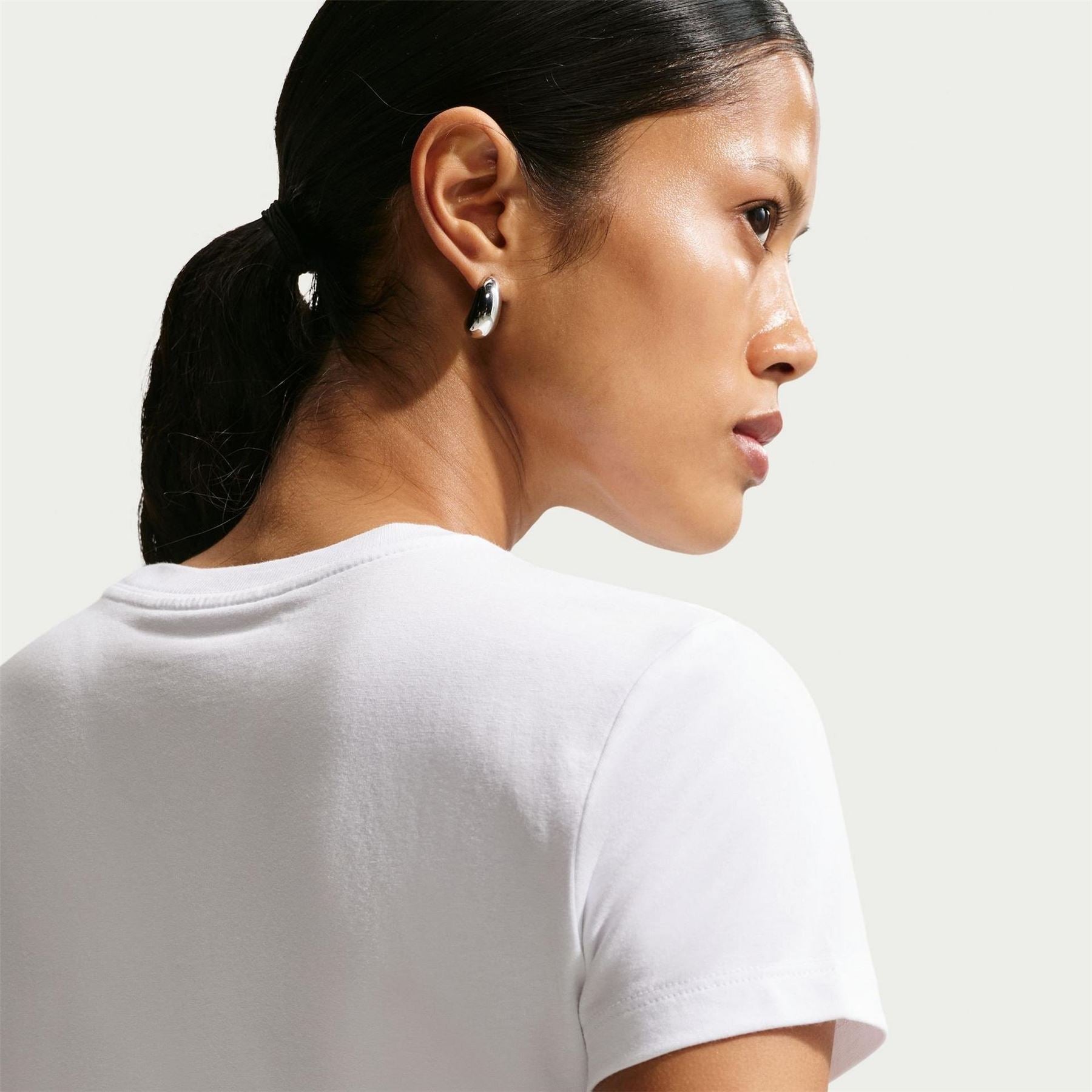 Nike Chill Crop Tee