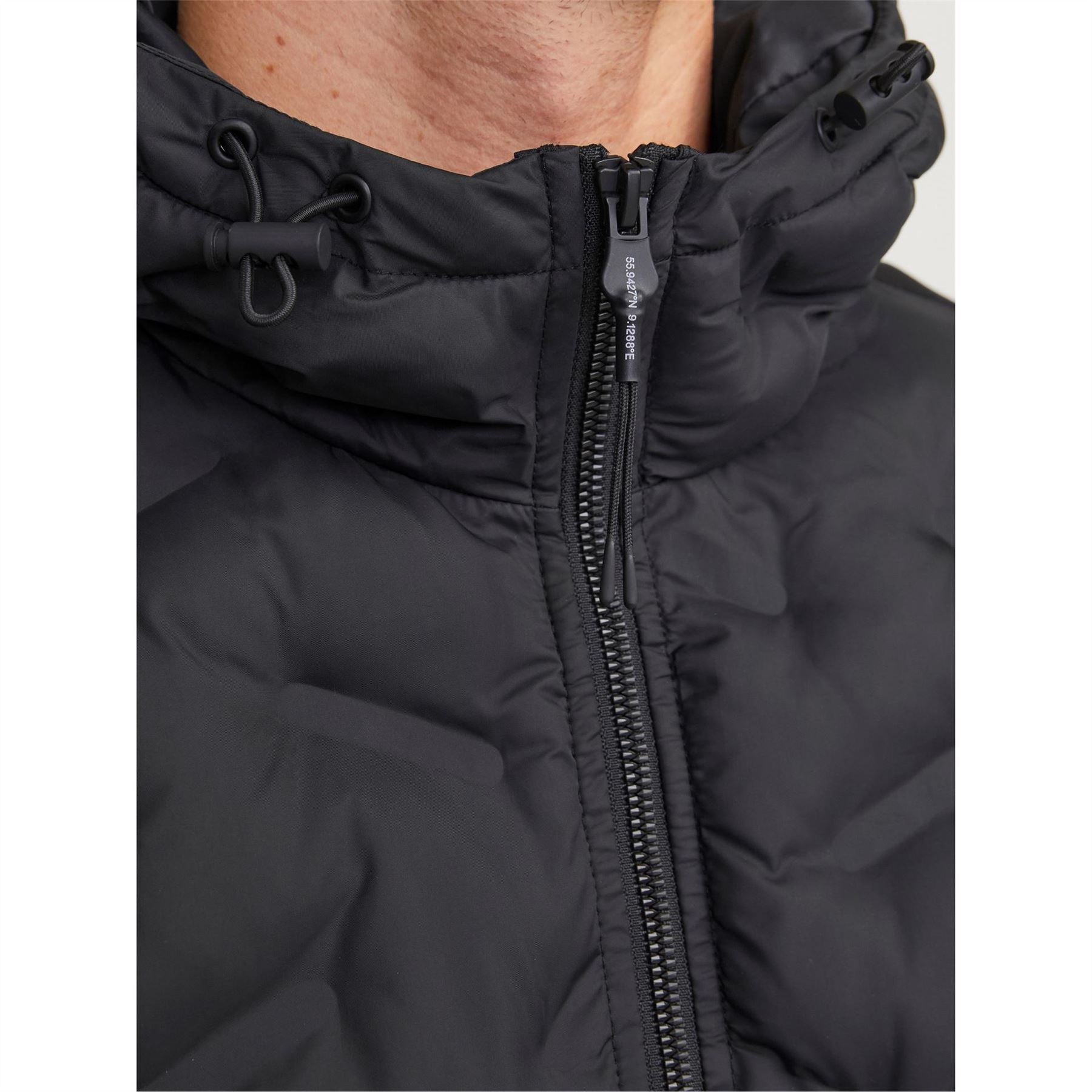 Jack and Jones Hooded Neck Solid Patterned Hybrid Jacket with Ribbed Cuff