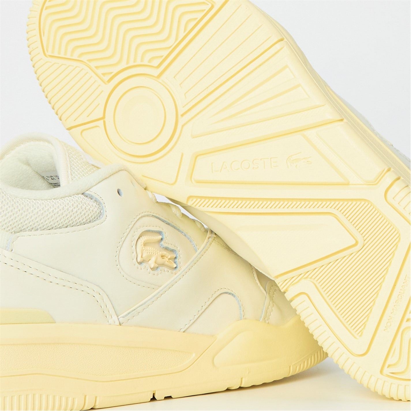 Lacoste Lineshot 224 Flatform Trainers