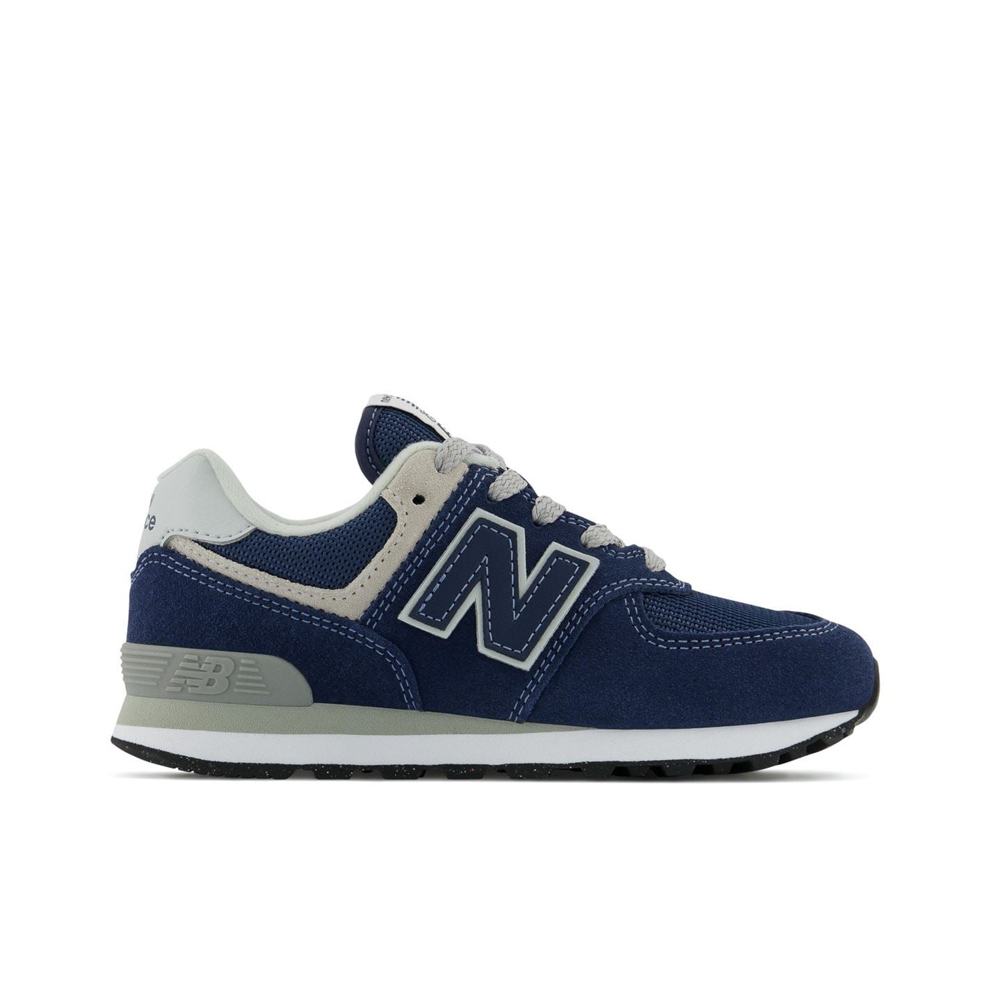 New Balance Medium 105 Low Top Sneakers