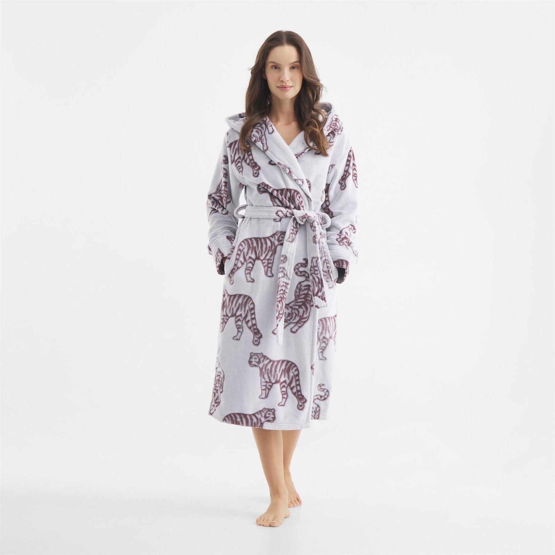 Chelsea Peers Burnout Fluffy Dressing Gown