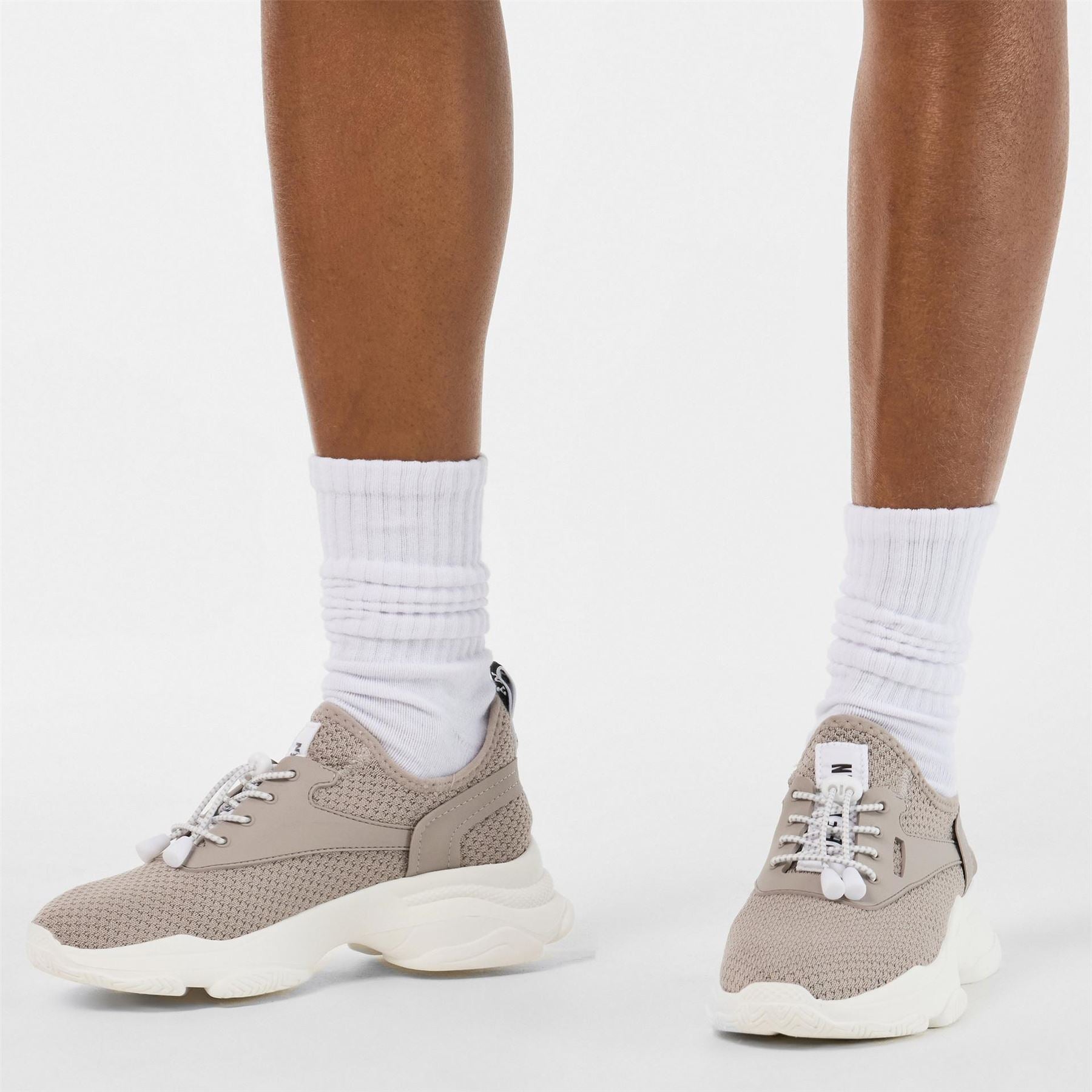 Steve Madden Match E Low Top Heritage Runner