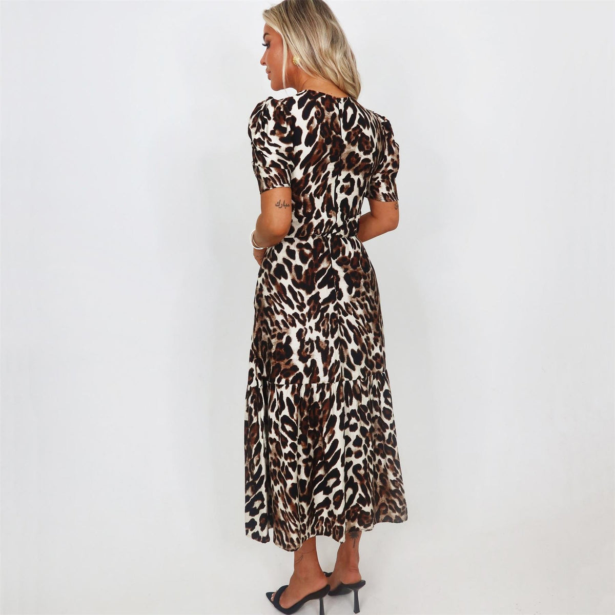 AX Paris Leopard Print Puff Sleeve Smock Midi Dress