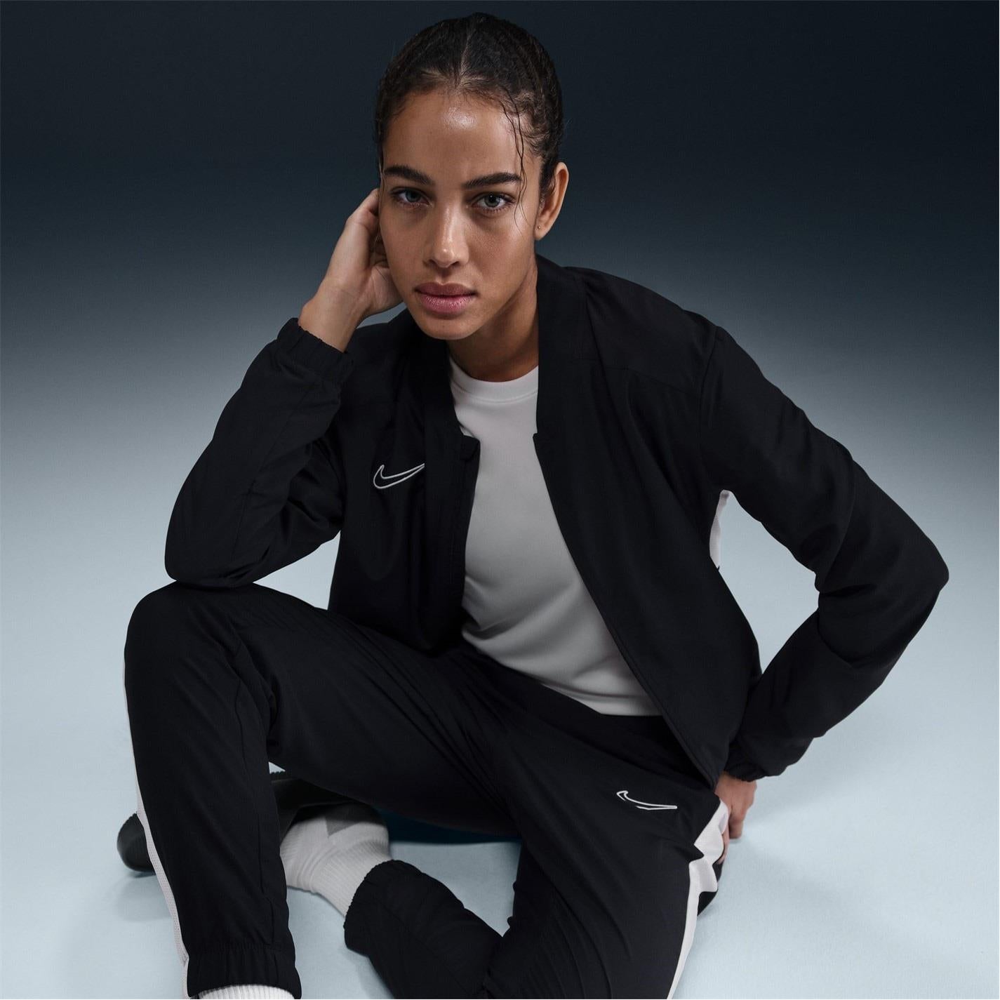 Nike Womens Tracksuit