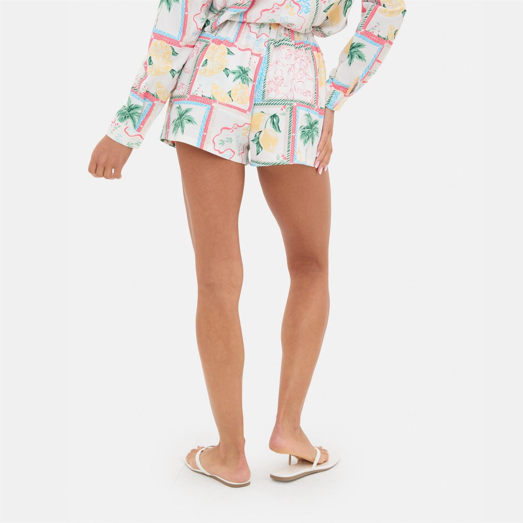 I Saw It First Crepe Shorts