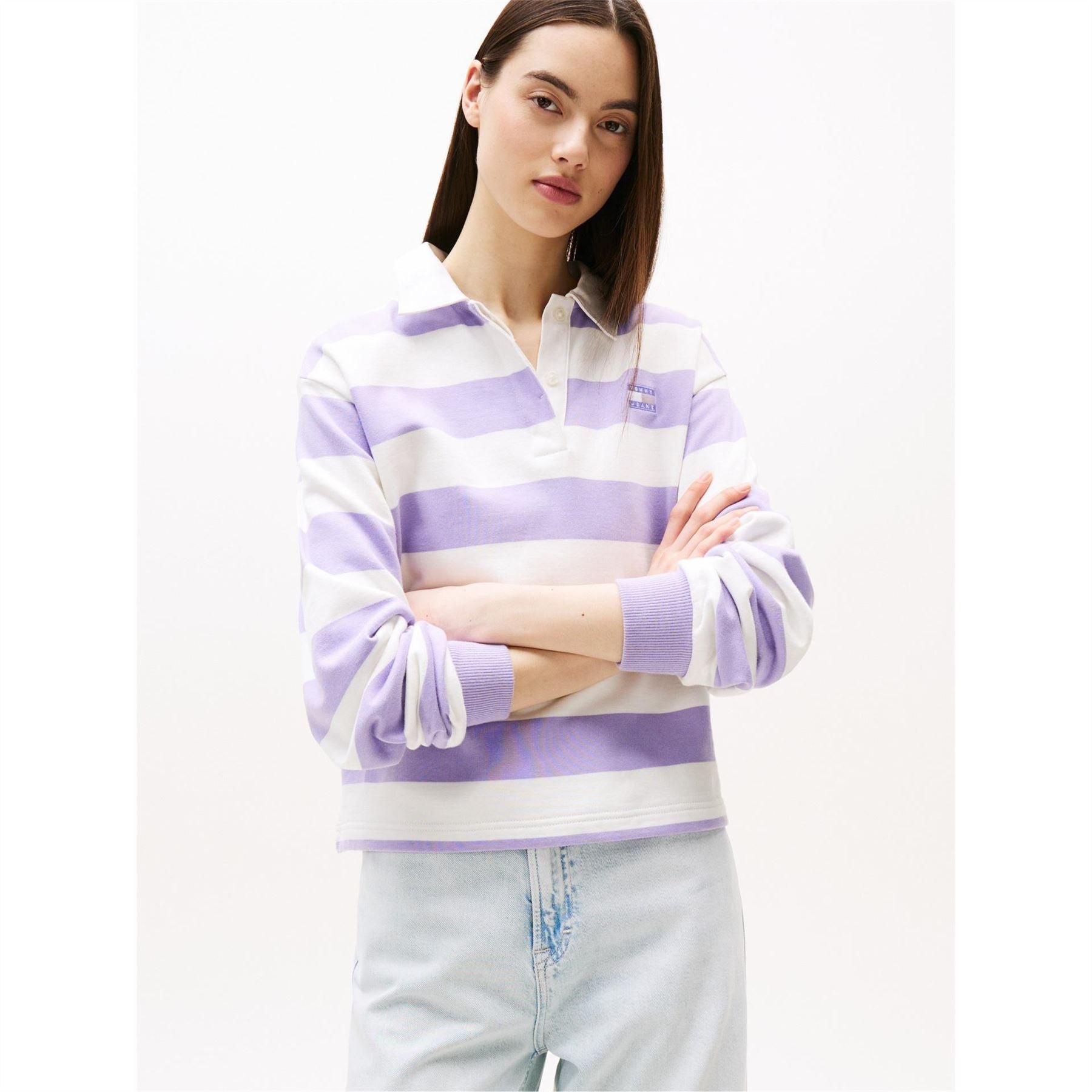 Tommy Jeans Badge Embroidered Cropped Long Sleeve Athletic Top