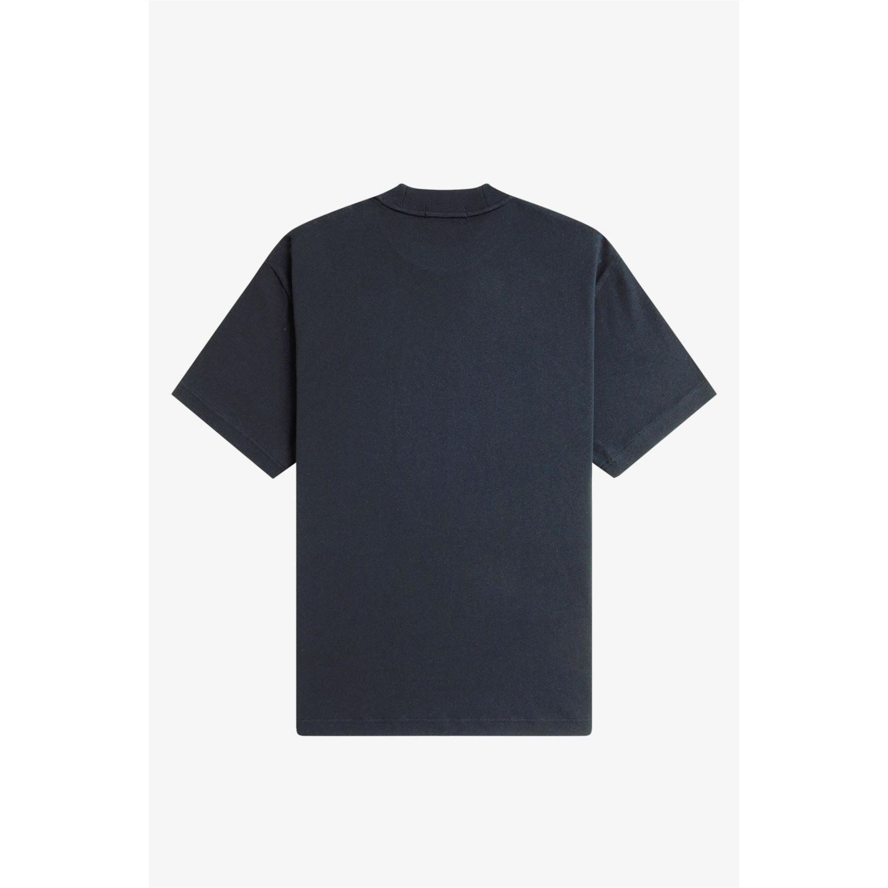 Fred Perry Badge Regular Fit T-Shirt