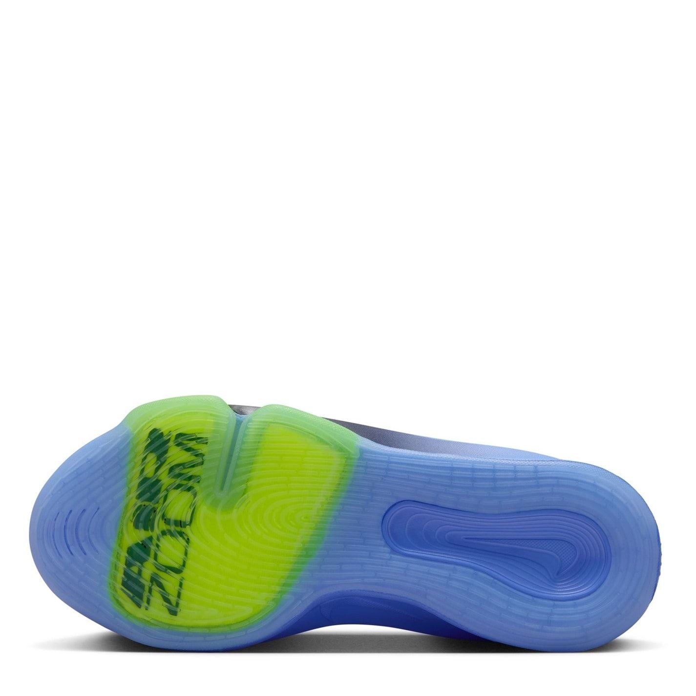 Nike G.T. Hustle 3 Low Top Sneakers