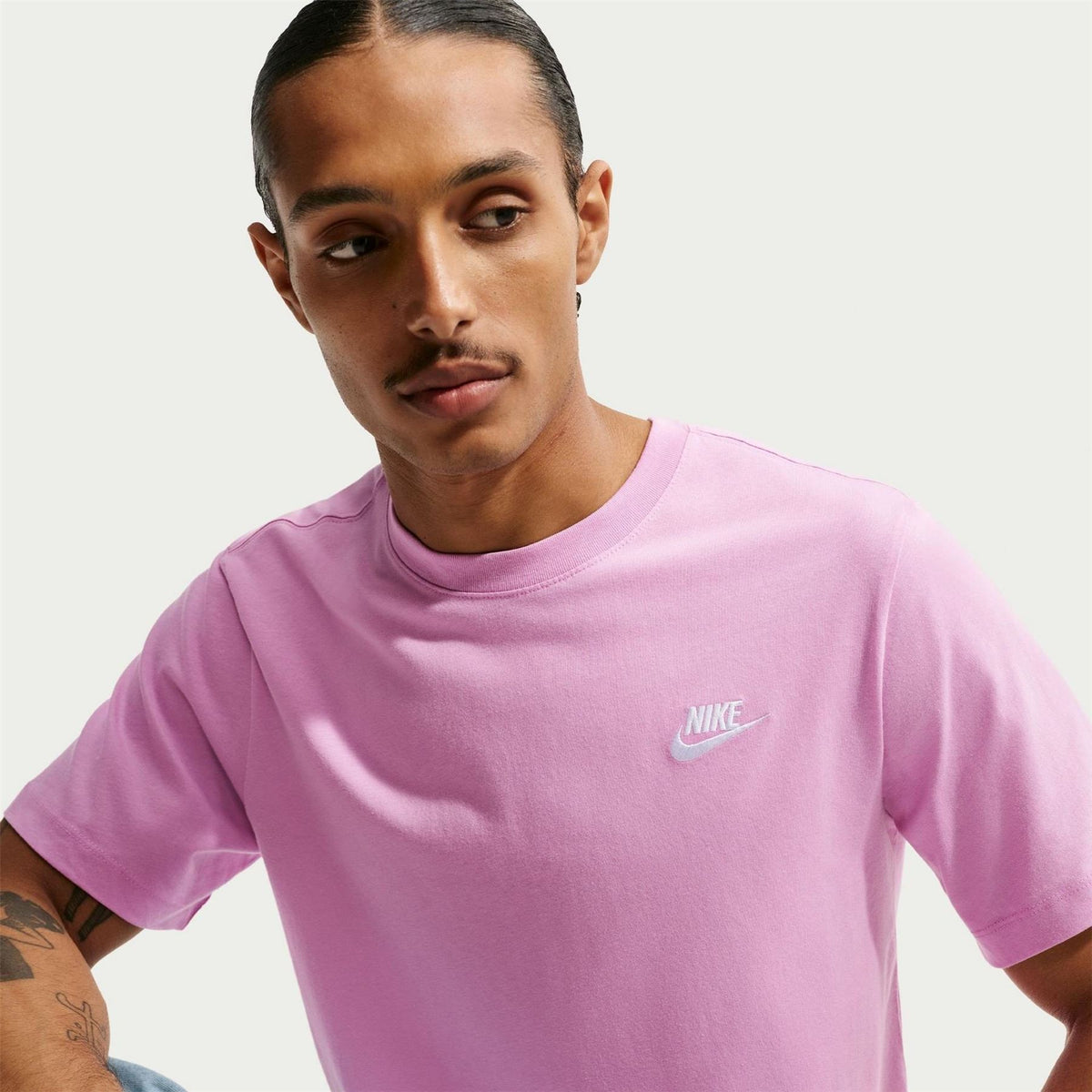 Nike Mens Sportswear Club T-Shirt