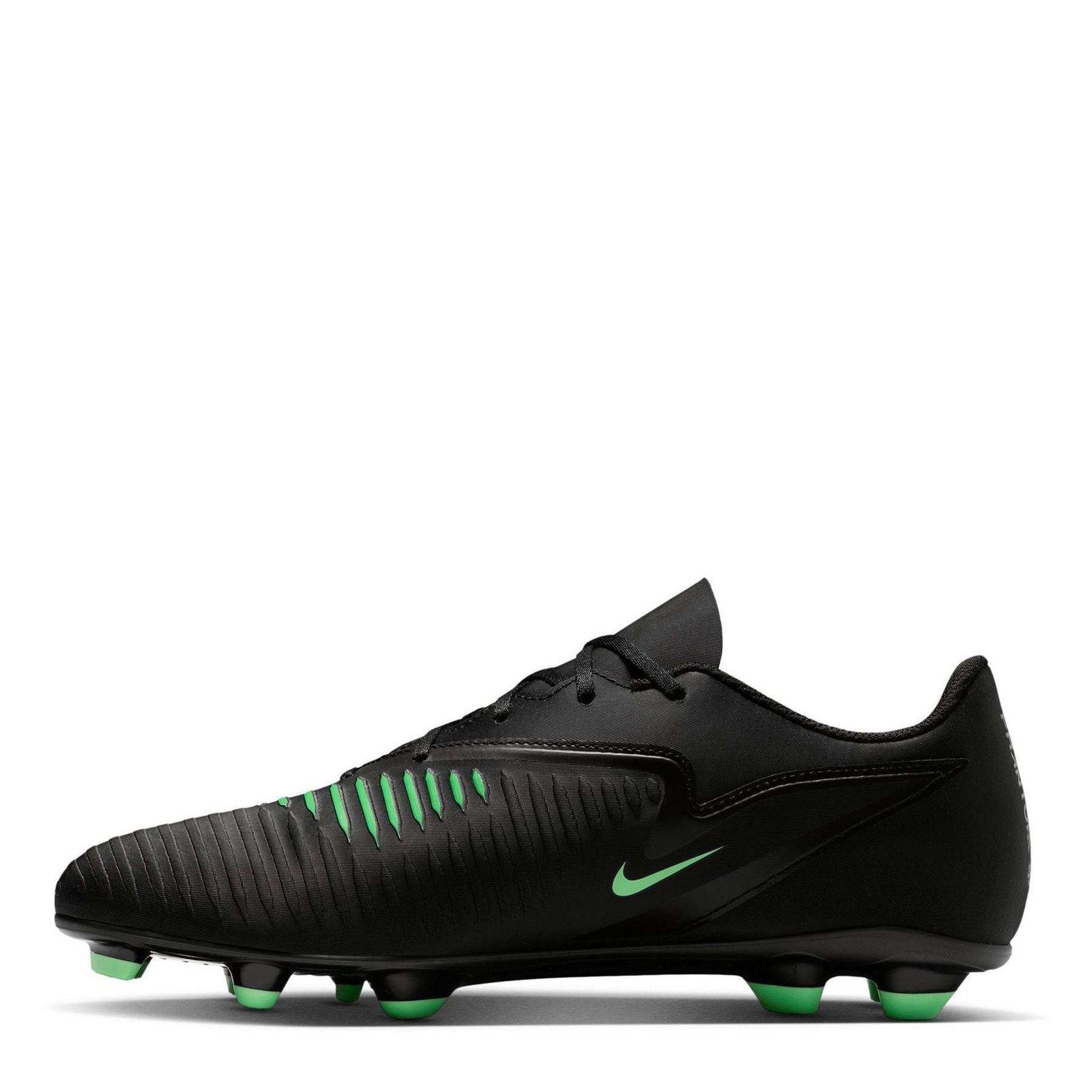 Nike Phantom 6 Low Club Adults Firm Ground Football Boots