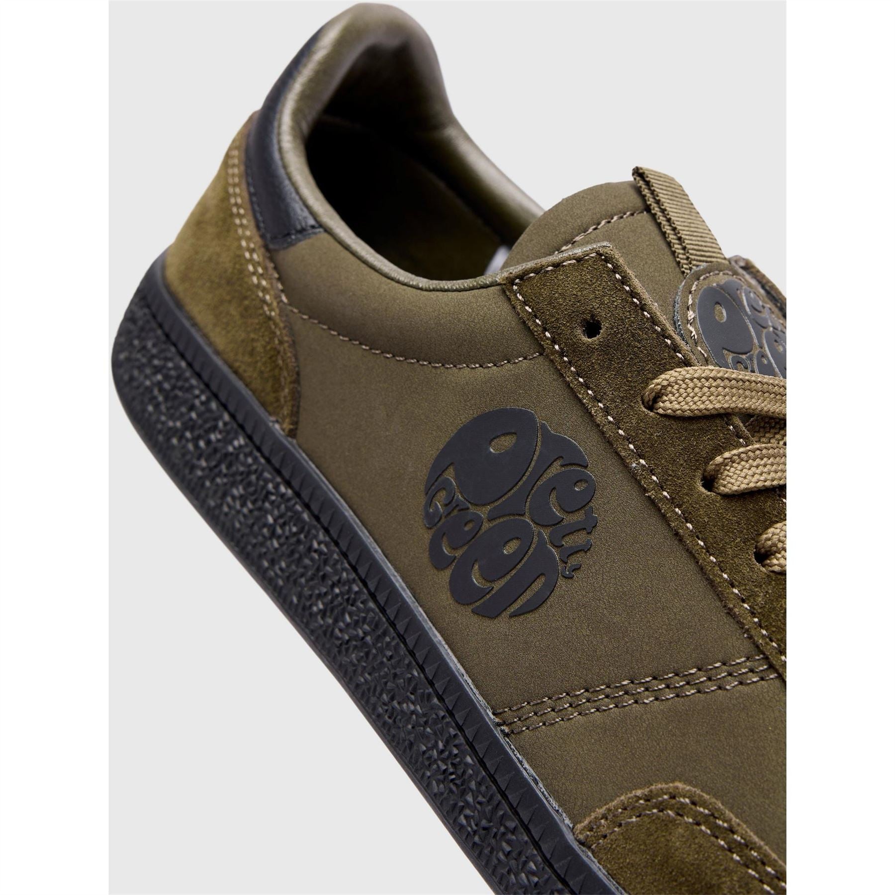 Pretty Green Ramblas G25 Sn63 Lace Up Low Top Sneakers