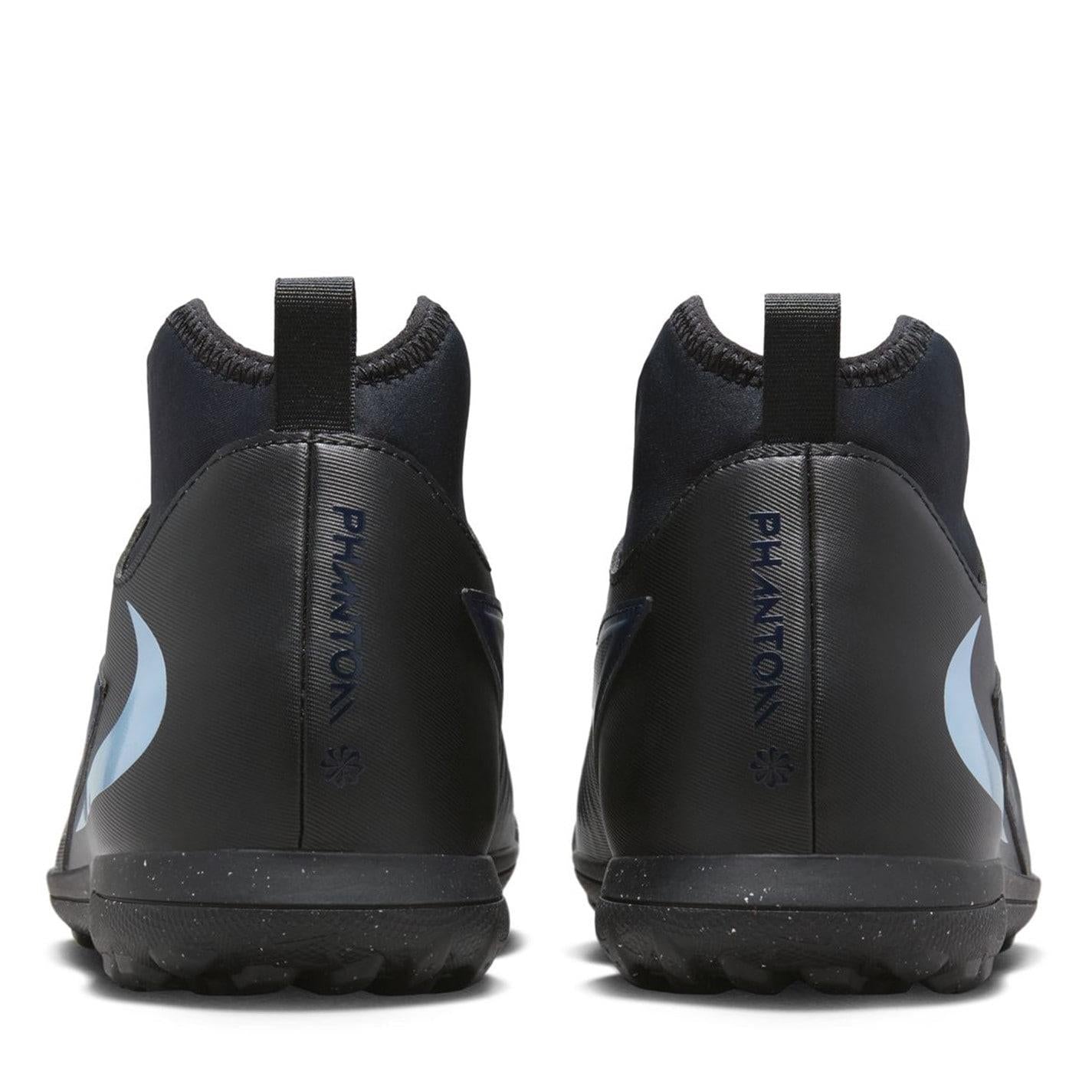 Nike Phantom 6 Club Adults Astro Turf Football Boots