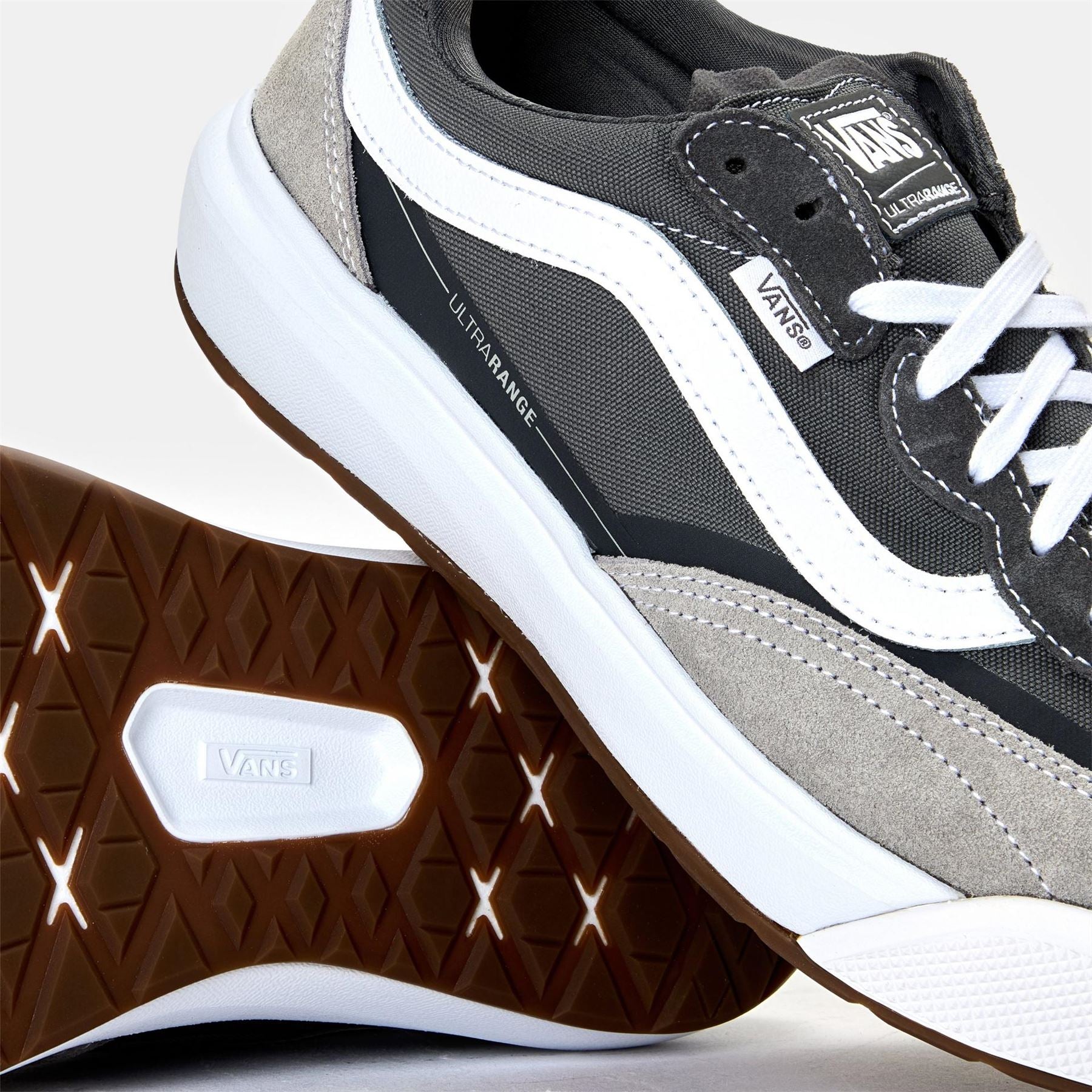 Vans Ultrarange 2.0 Lace-Up Low Top Sneakers