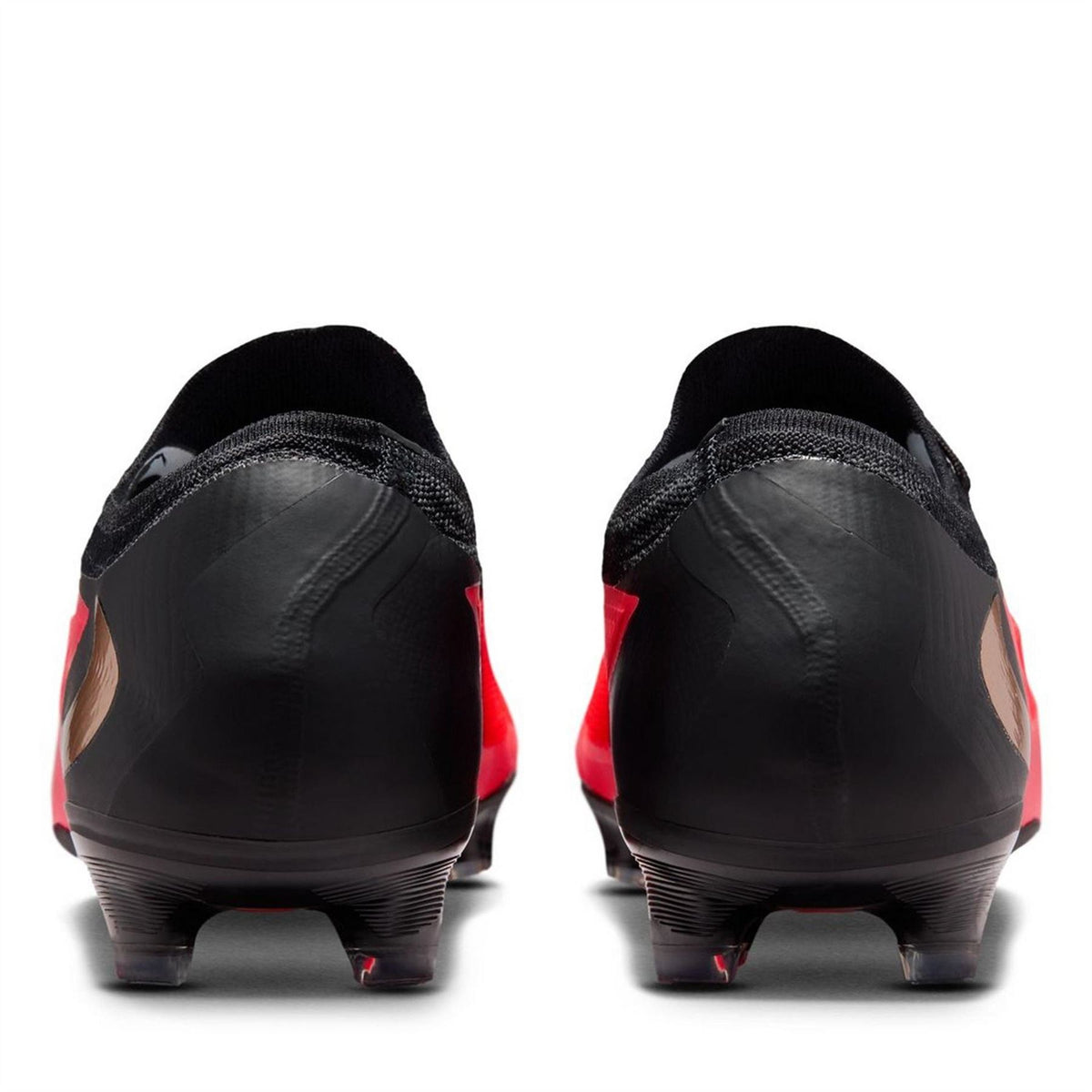 Nike Phantom 6 Low Pro Adults Firm Ground Football Boots