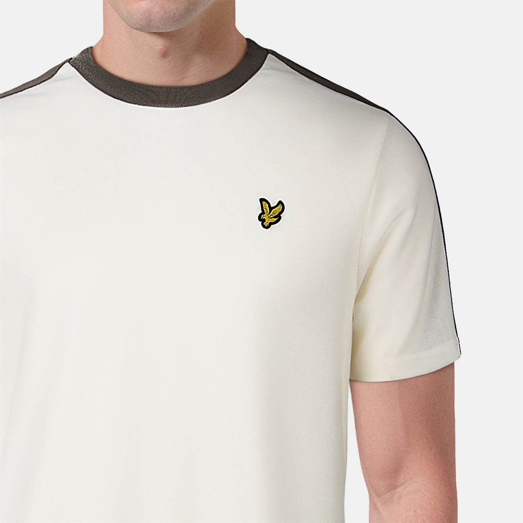 Lyle and Scott Regular Fit Contrast T-Shirt