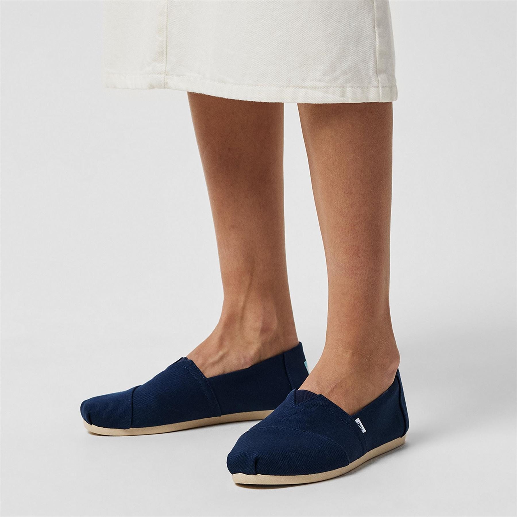 Toms Canvasas Pumps