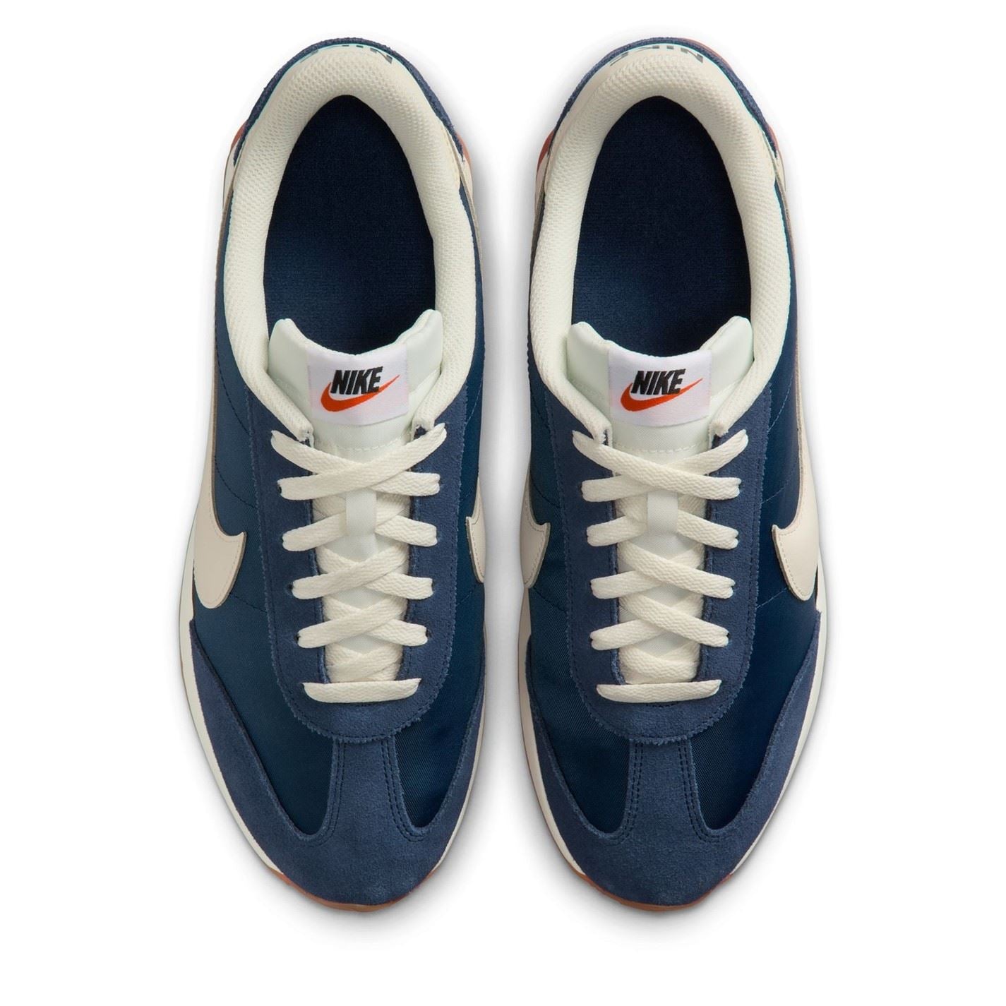 Nike Low Heel Round Toe Low Top Sneakers