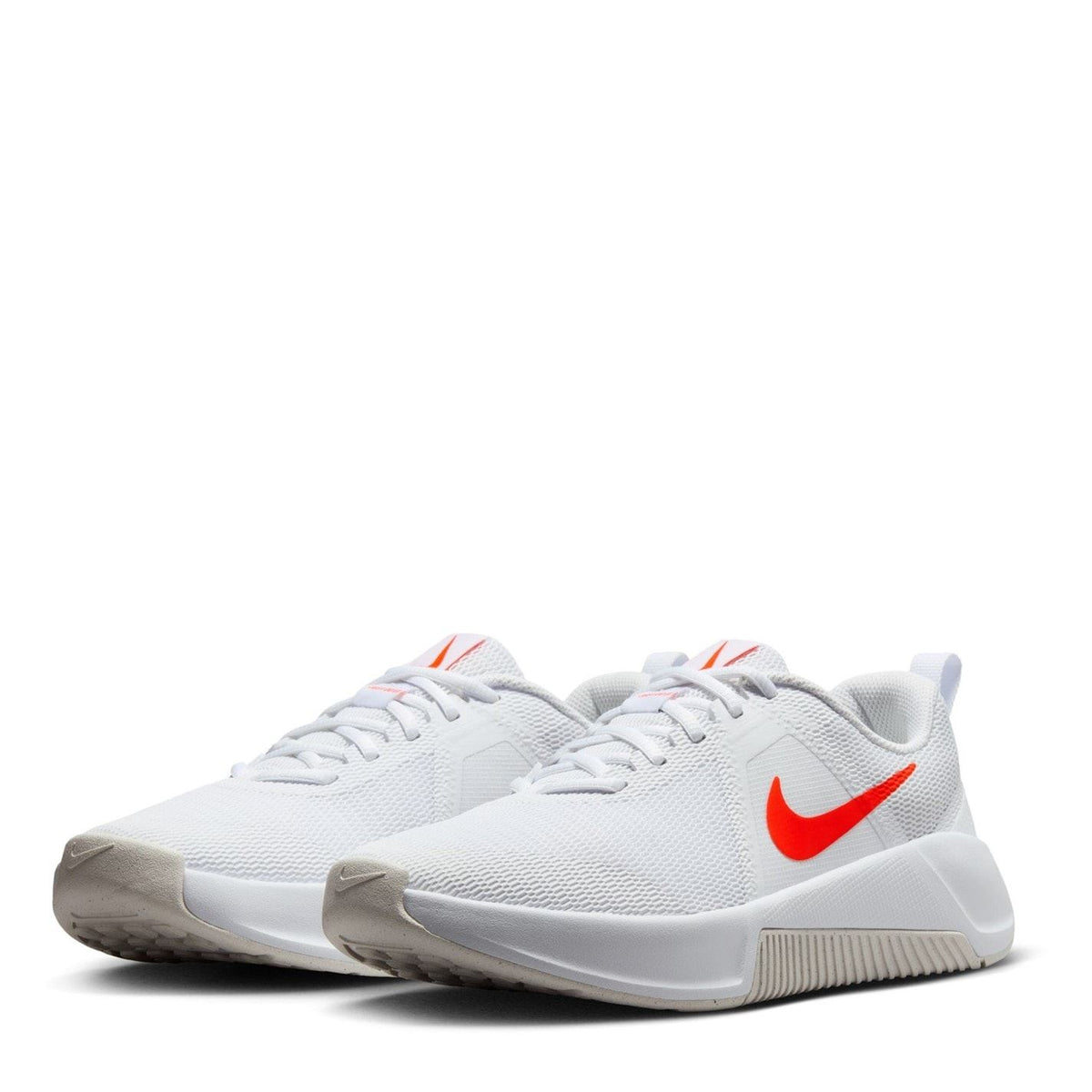 Nike Womens Mc Trainer 3 Workout Shoes