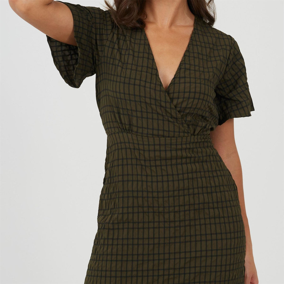 Brave Soul Tie Back V-Neck Short Sleeve Midi Dress