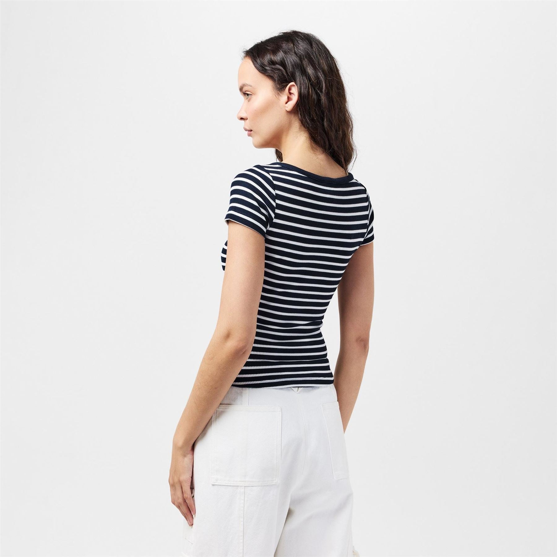 Tommy Jeans Slim Fit V-Neck Short Sleeve T-Shirt