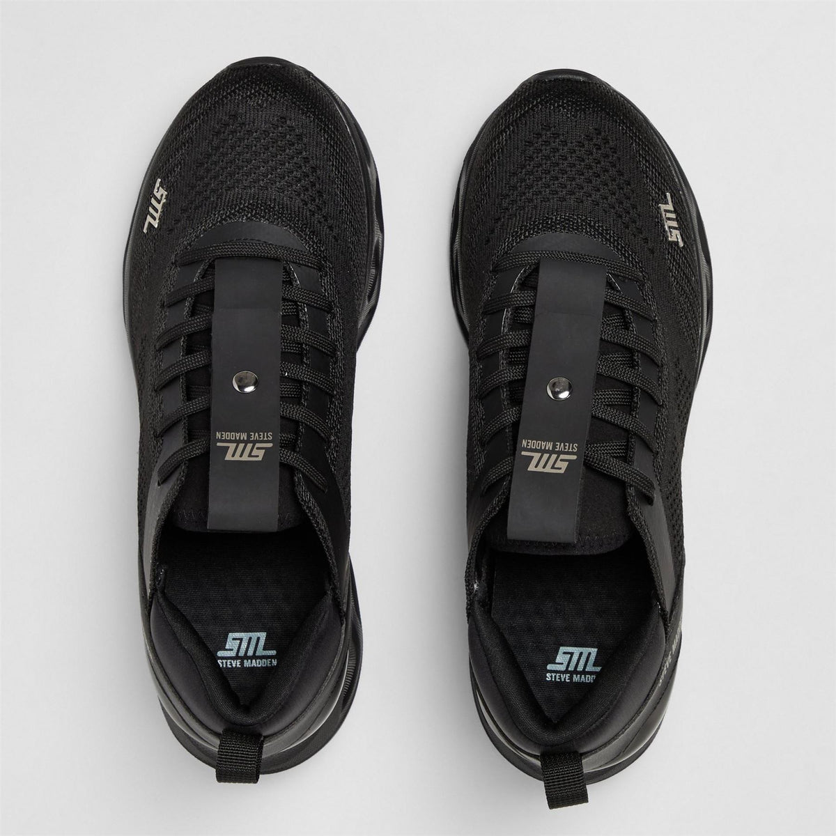 Steve Madden Surge 1 Low Top Lace-Up Sneakers