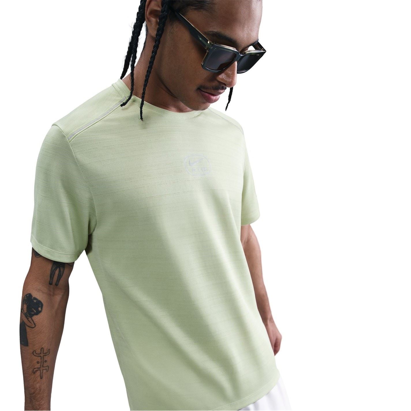 Nike Air Run Athletic Regular Fit T-Shirt