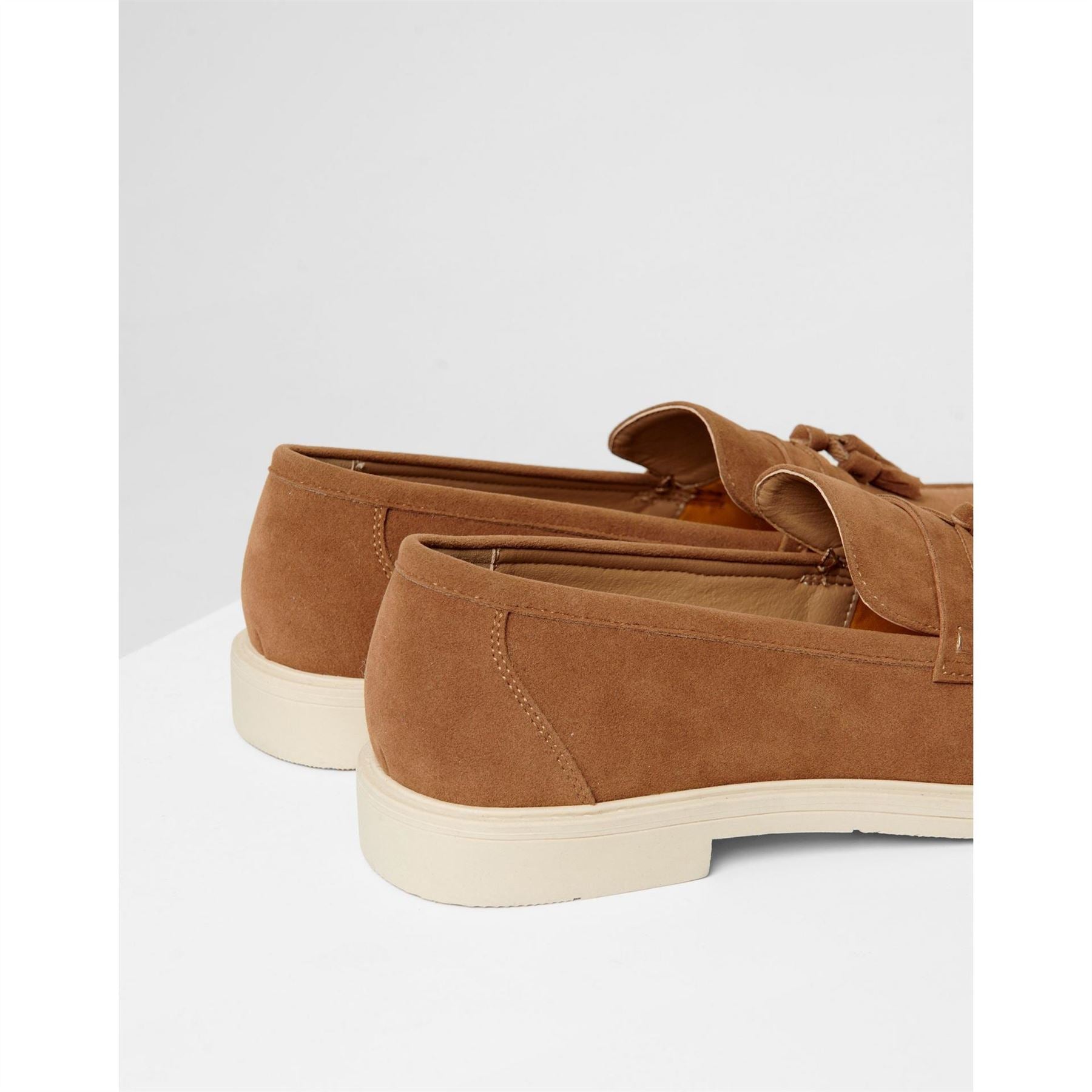 Threadbare Alistair Venetian Loafers with Moc Toe